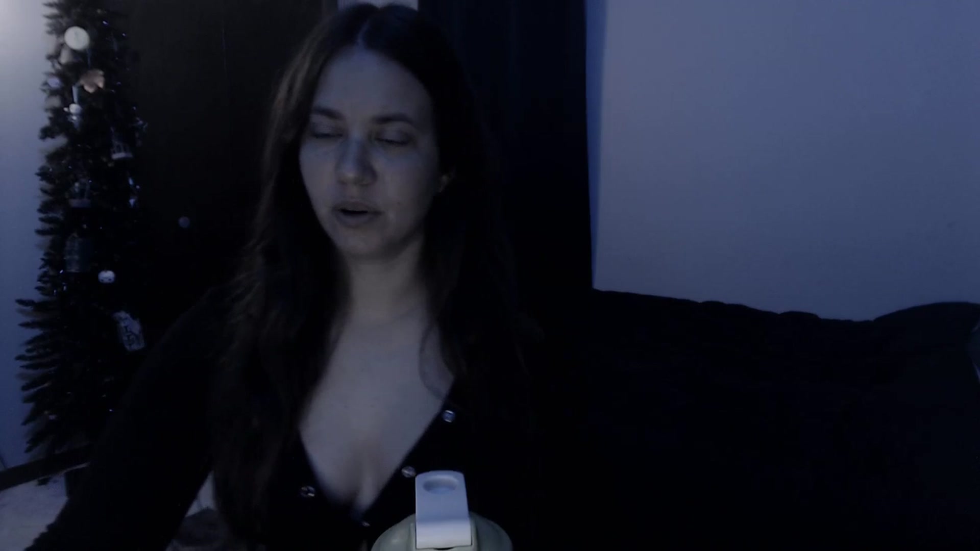 Gallery image thumbnail from LadyMarceline's myfreecams stream on, 04/06/2024, 07:06 image 13 of 20