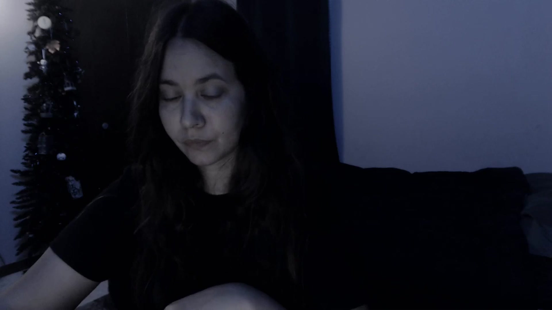 Gallery image thumbnail from LadyMarceline's myfreecams stream on, 04/12/2024, 05:35 image 8 of 20