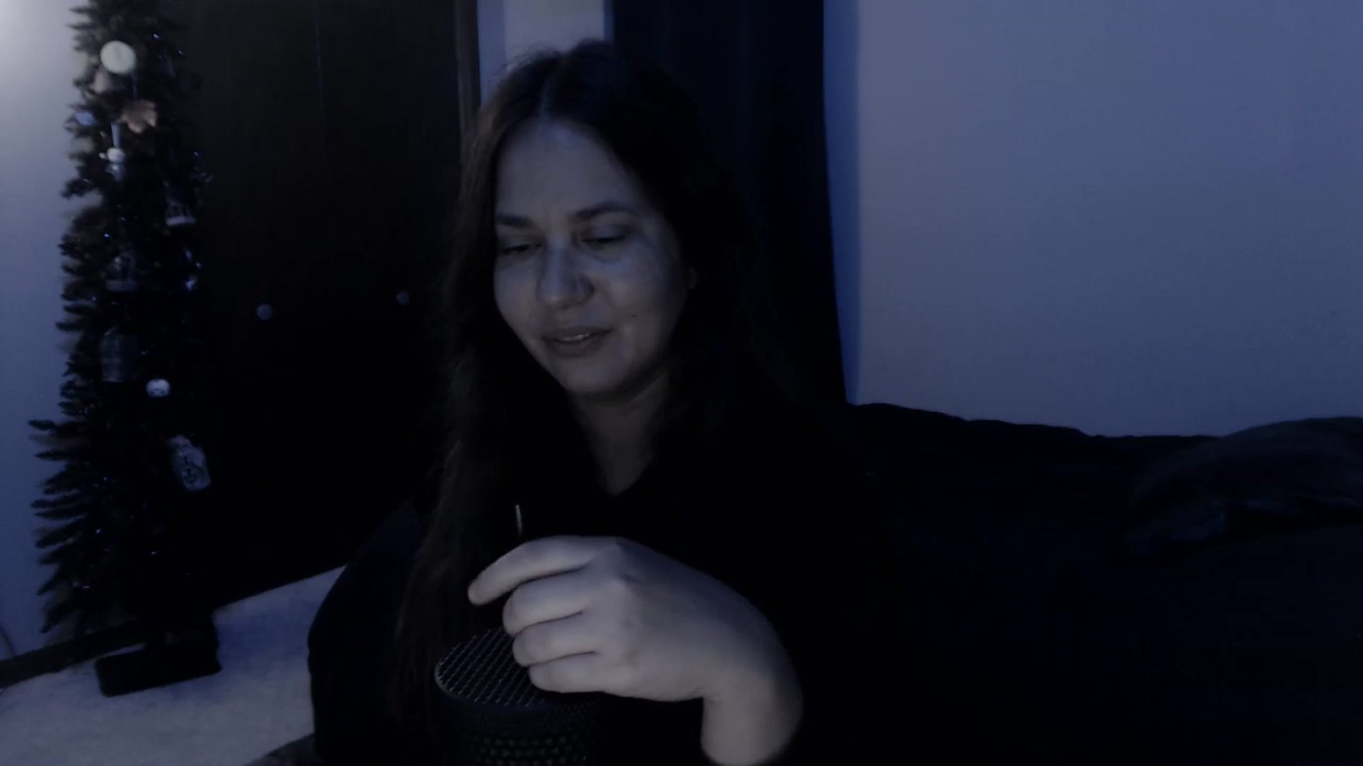 Gallery image thumbnail from LadyMarceline's myfreecams stream on, 05/05/2024, 06:22 image 6 of 20