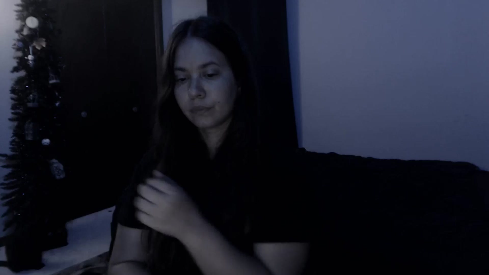 Gallery image thumbnail from LadyMarceline's myfreecams stream on, 05/24/2024, 04:16 image 17 of 20