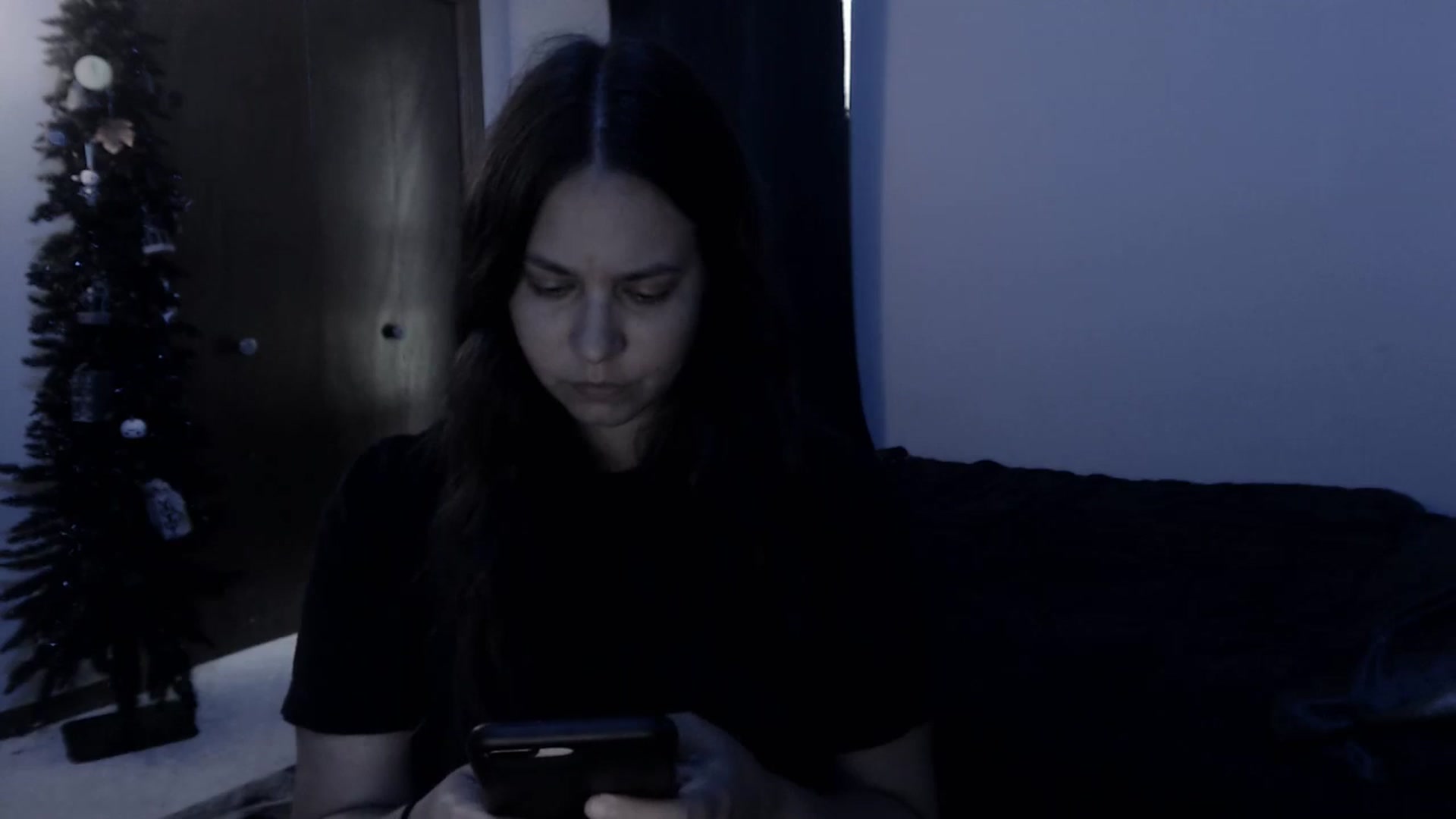Gallery image thumbnail from LadyMarceline's myfreecams stream on, 05/24/2024, 21:43 image 15 of 20