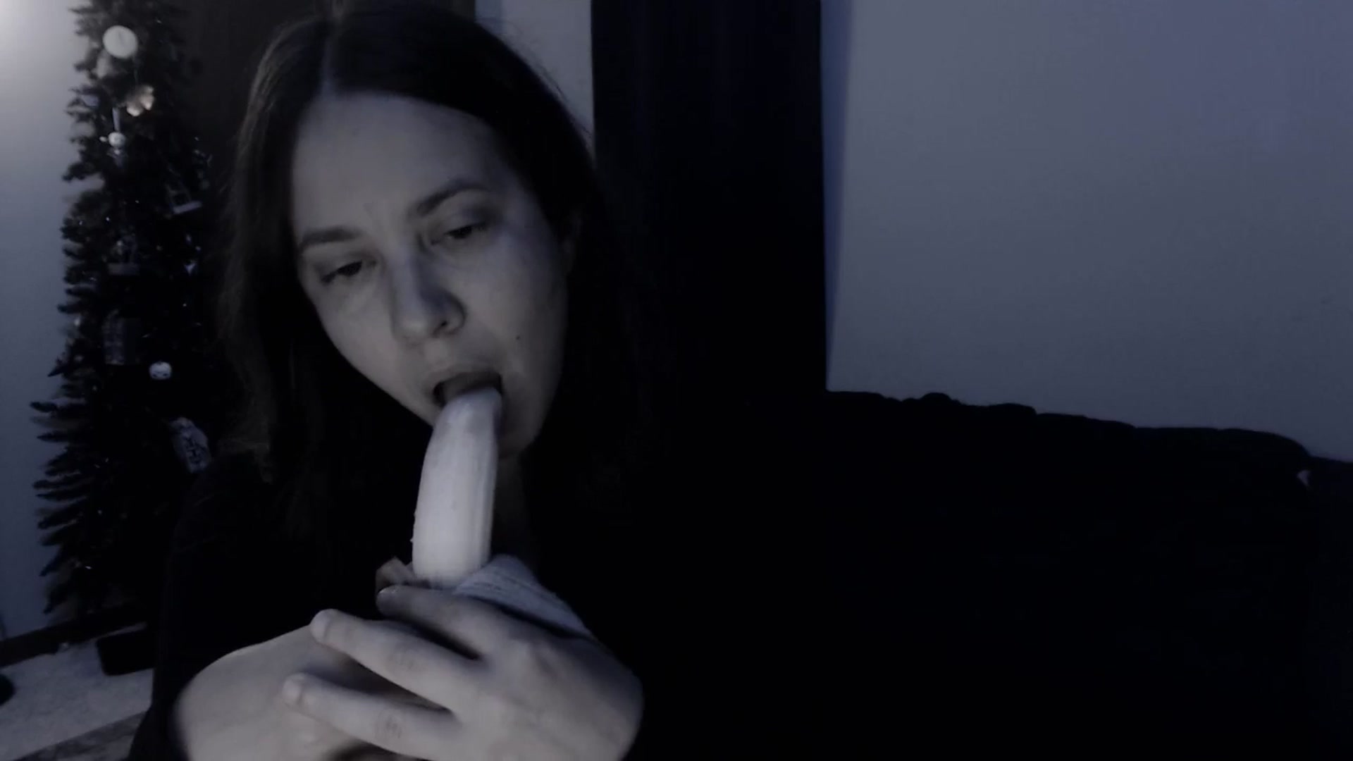 Gallery image thumbnail from LadyMarceline's myfreecams stream on, 09/14/2024, 06:30 image 2 of 20