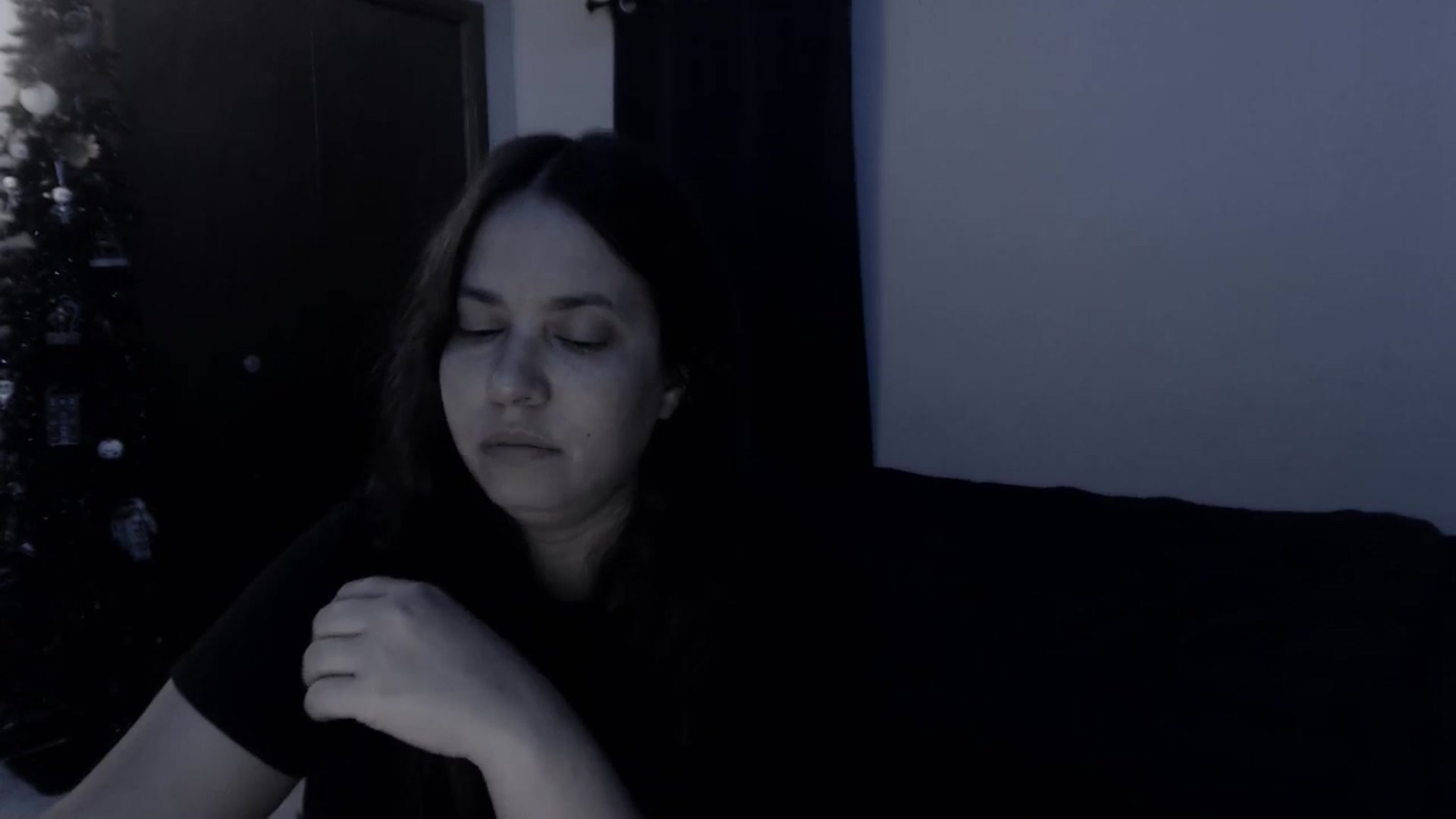 Gallery image thumbnail from LadyMarceline's myfreecams stream on, 09/28/2024, 04:37 image 10 of 20