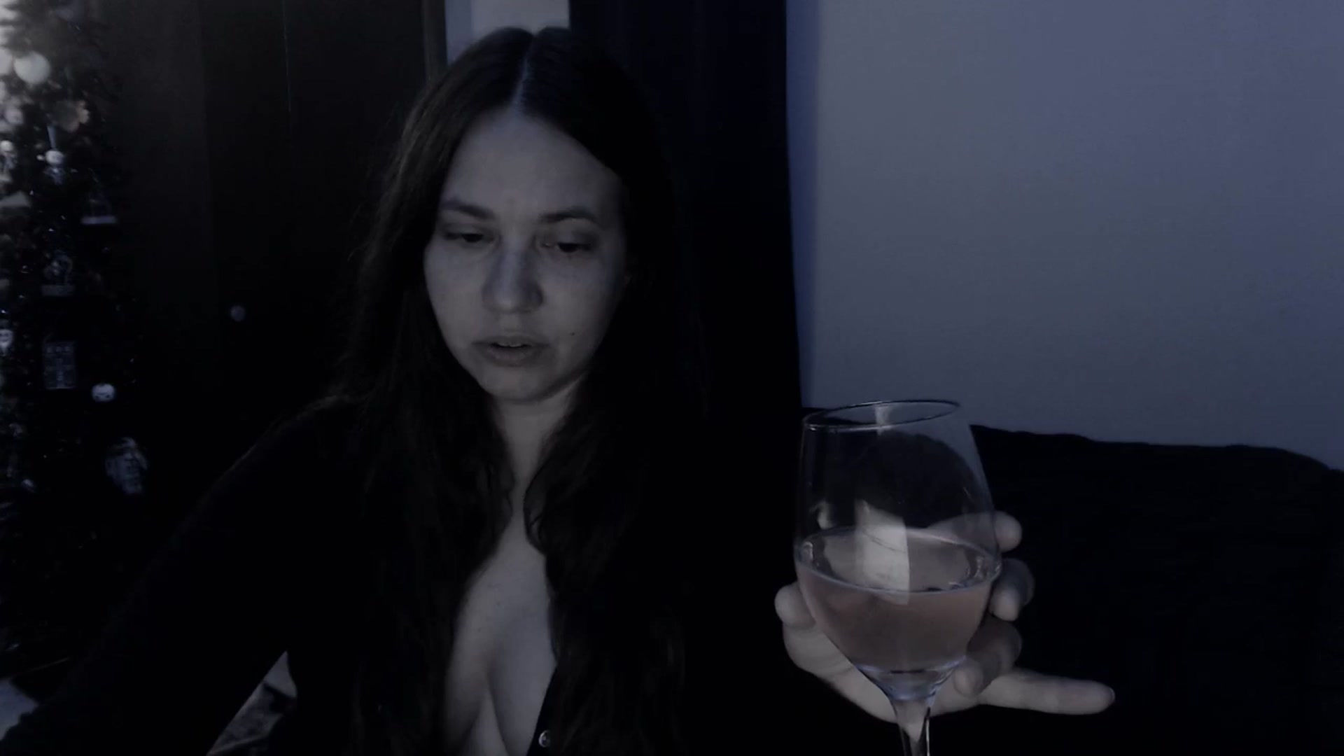 Gallery image thumbnail from LadyMarceline's myfreecams stream on, 09/29/2024, 05:25 image 13 of 20
