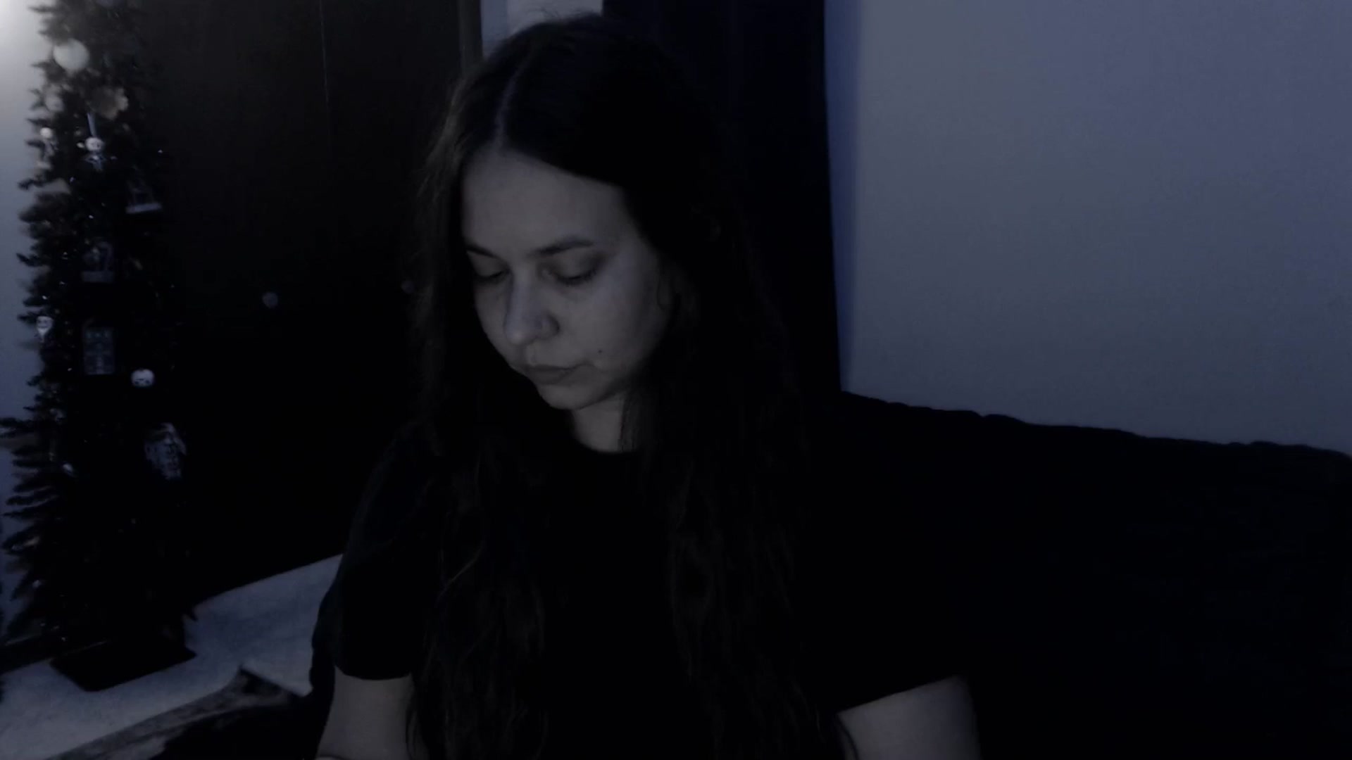 Gallery image thumbnail from LadyMarceline's myfreecams stream on, 10/17/2024, 05:10 image 11 of 20