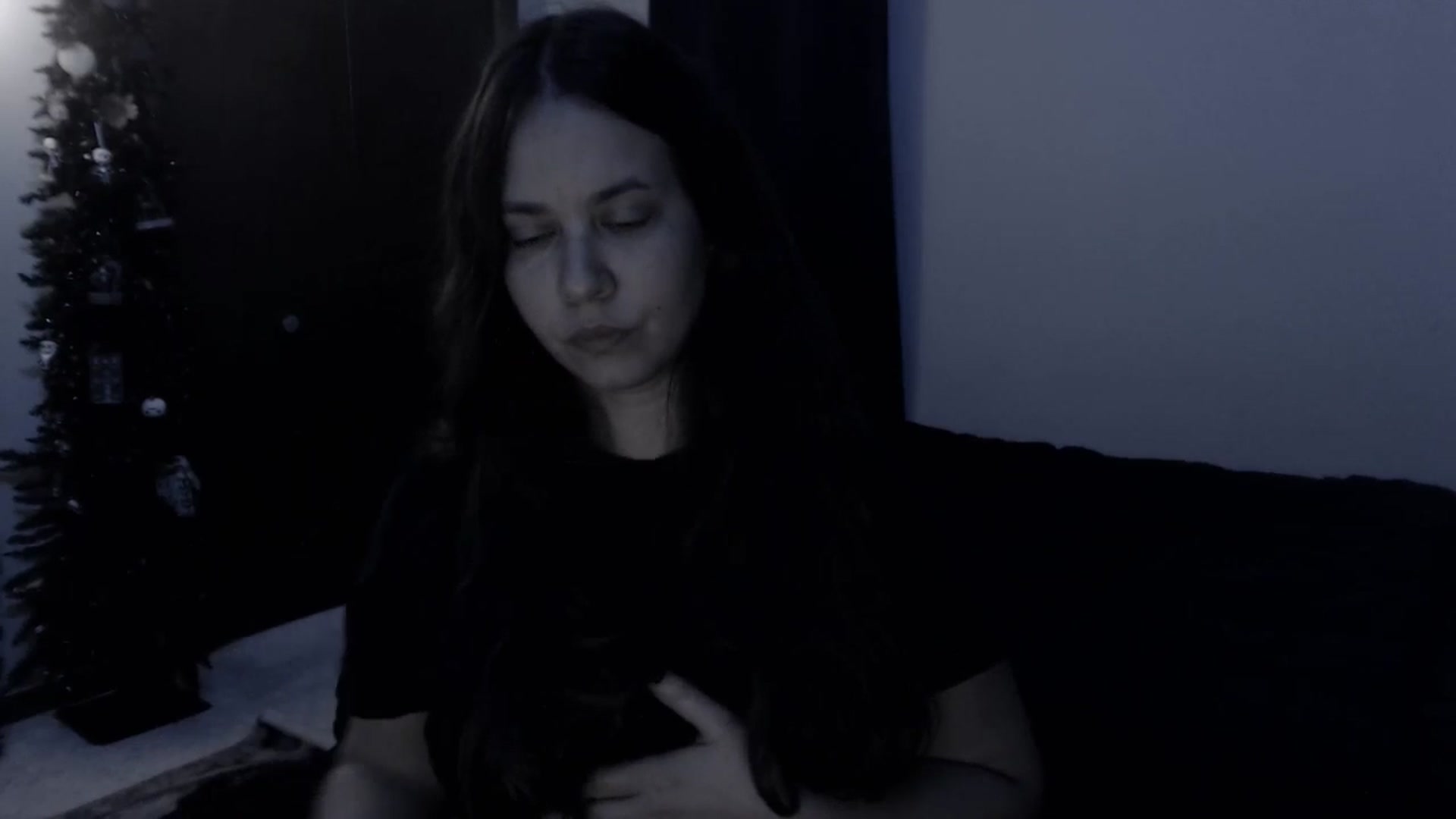 Gallery image thumbnail from LadyMarceline's myfreecams stream on, 10/17/2024, 05:10 image 12 of 20