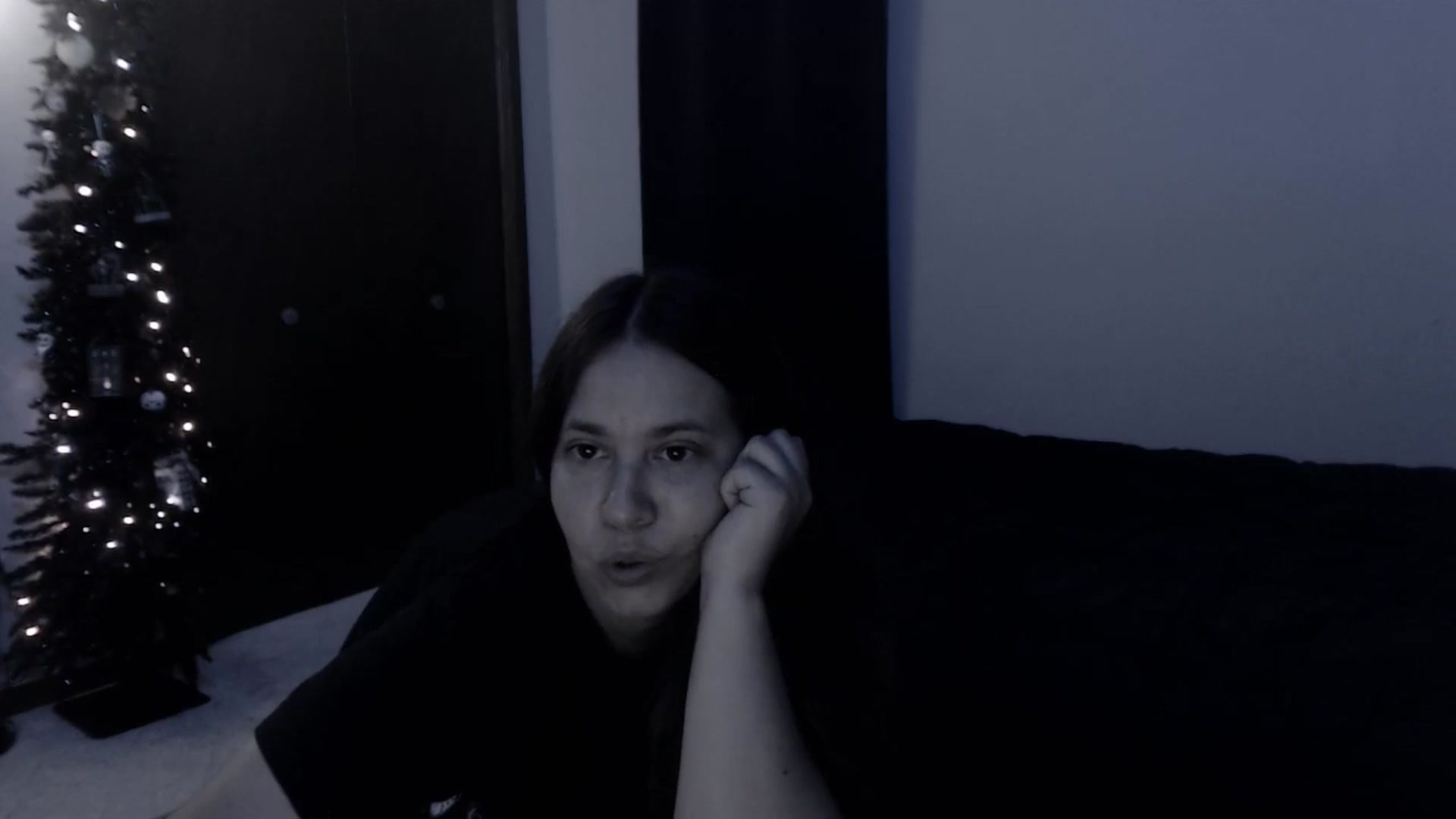 Gallery image thumbnail from LadyMarceline's myfreecams stream on, 11/01/2024, 05:54 image 8 of 20