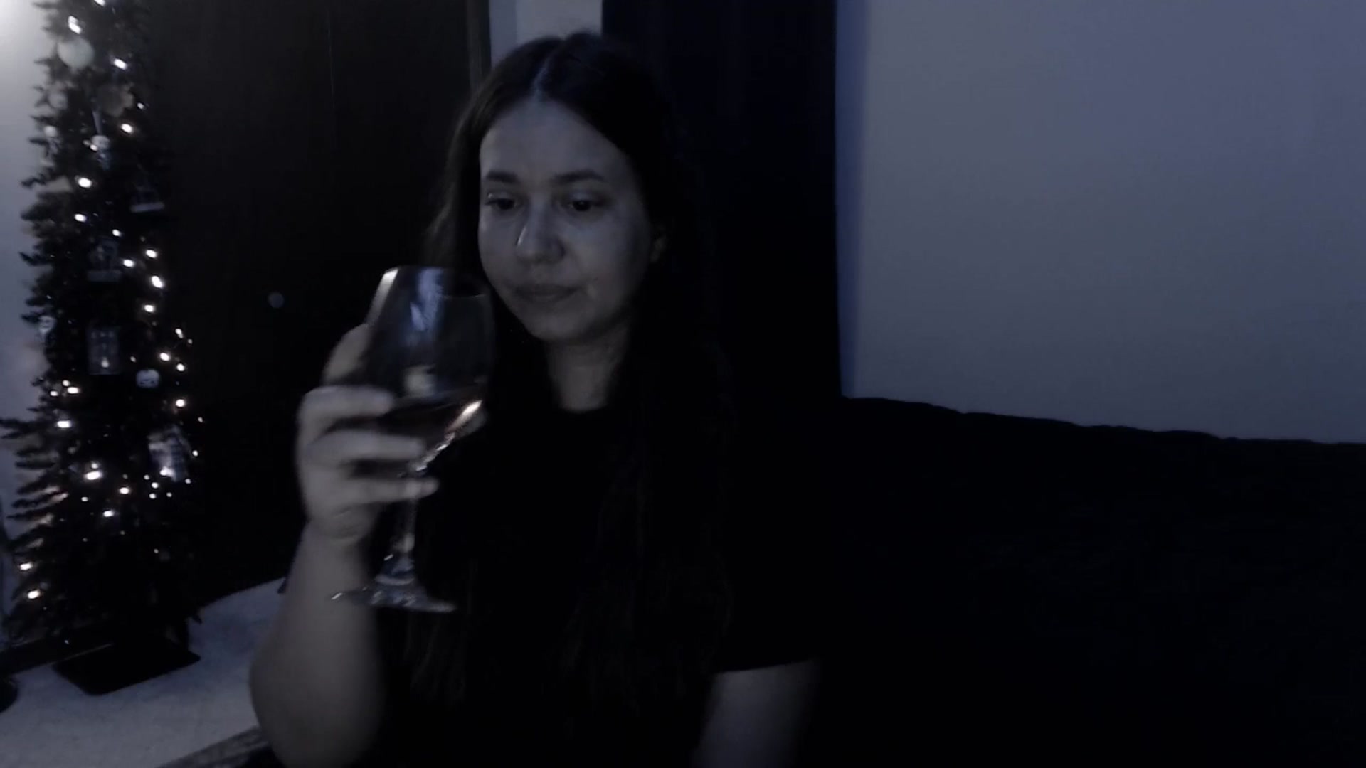 Gallery image thumbnail from LadyMarceline's myfreecams stream on, 11/01/2024, 05:54 image 6 of 20