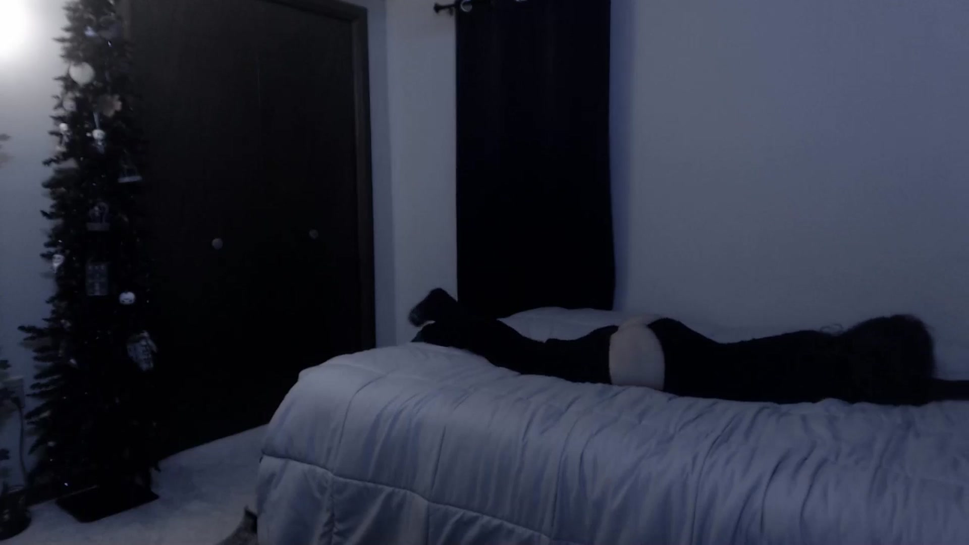Gallery image thumbnail from LadyMarceline's myfreecams stream on, 11/16/2024, 05:23 image 19 of 20