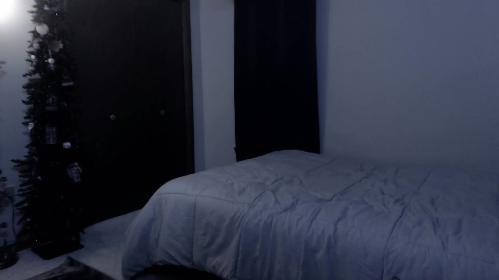 Gallery image thumbnail from LadyMarceline's myfreecams stream on, 11/24/2024, 07:49 image 16 of 20