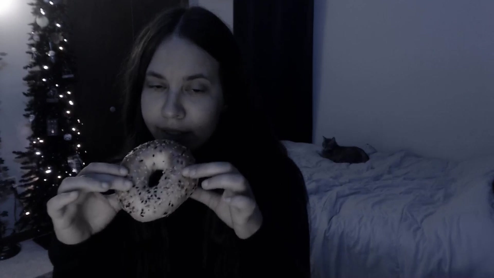 Gallery image thumbnail from LadyMarceline's myfreecams stream on, 12/01/2024, 07:35 image 11 of 20