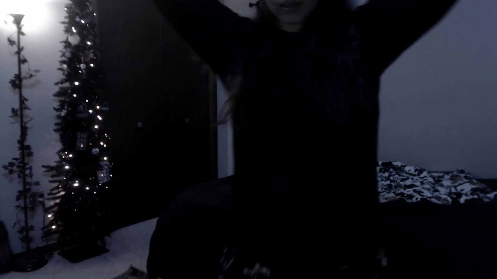 Gallery image thumbnail from LadyMarceline's myfreecams stream on, 12/15/2024, 06:45 image 6 of 20