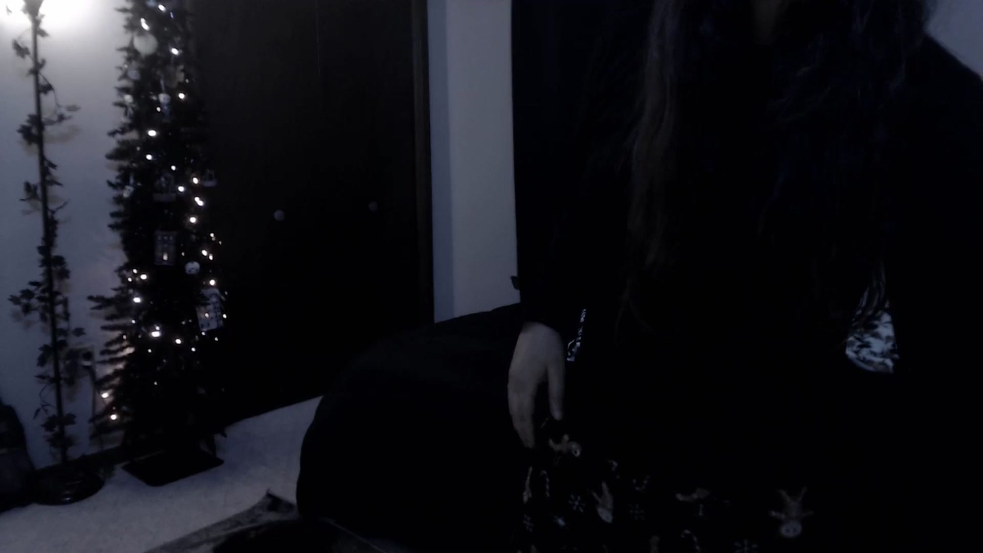 Gallery image thumbnail from LadyMarceline's myfreecams stream on, 12/15/2024, 06:45 image 3 of 20
