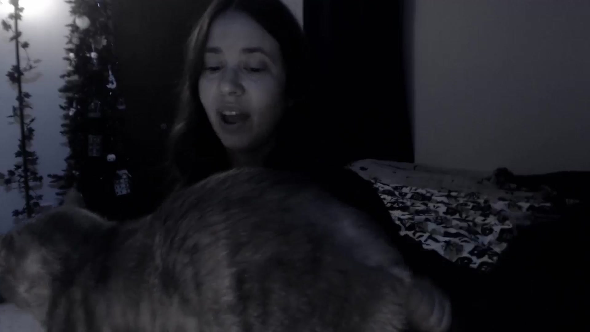 Gallery image thumbnail from LadyMarceline's myfreecams stream on, 02/27/2025, 04:50 image 10 of 20