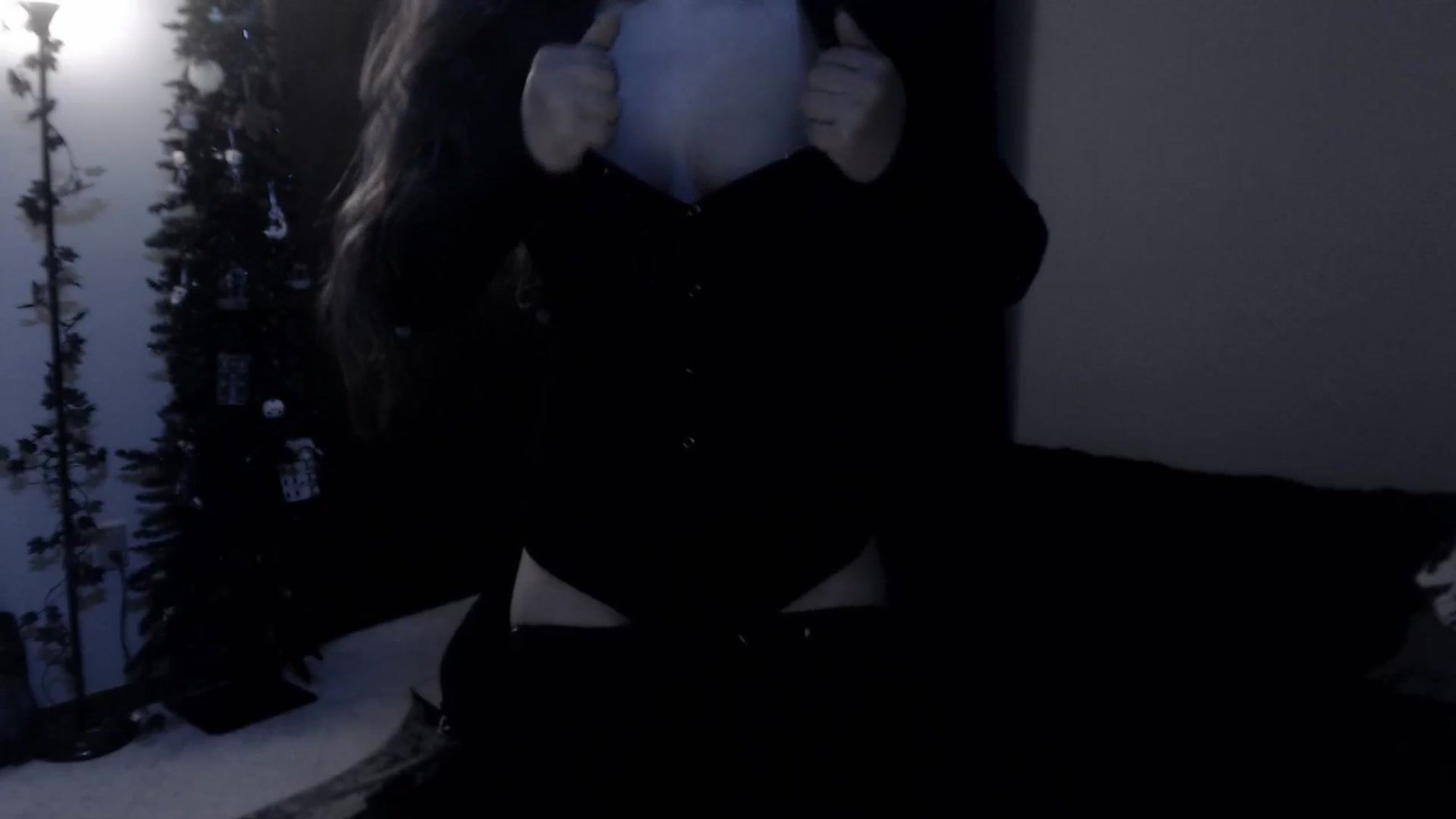 Gallery image thumbnail from LadyMarceline's myfreecams stream on, 03/15/2025, 05:40 image 7 of 20