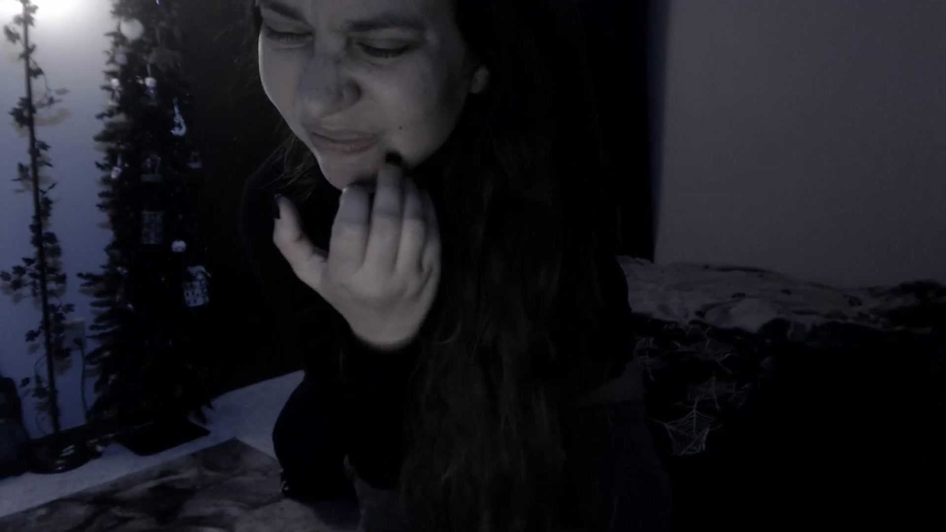 Gallery image thumbnail from LadyMarceline's myfreecams stream on, 03/22/2025, 06:15 image 12 of 20