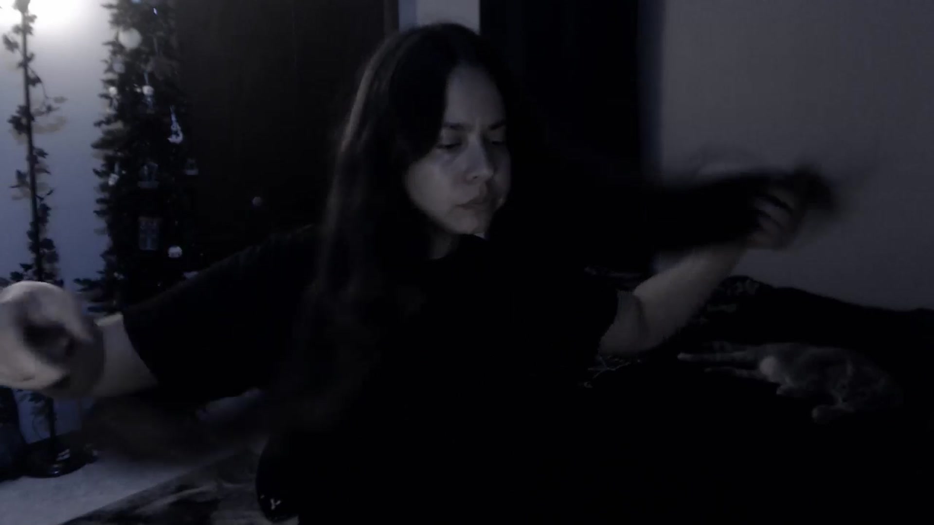 Gallery image thumbnail from LadyMarceline's myfreecams stream on, 03/27/2025, 05:14 image 4 of 20