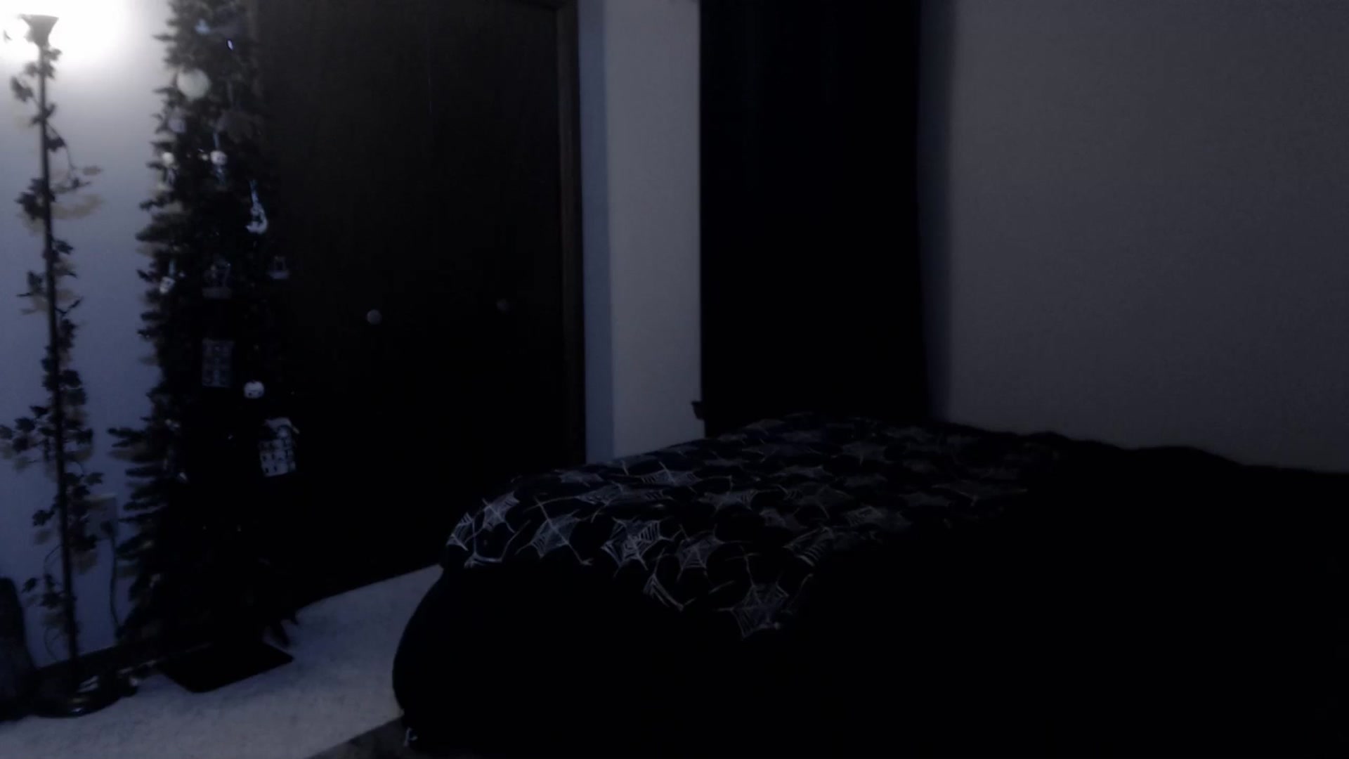 Gallery image thumbnail from LadyMarceline's myfreecams stream on, 03/29/2025, 07:10 image 14 of 20