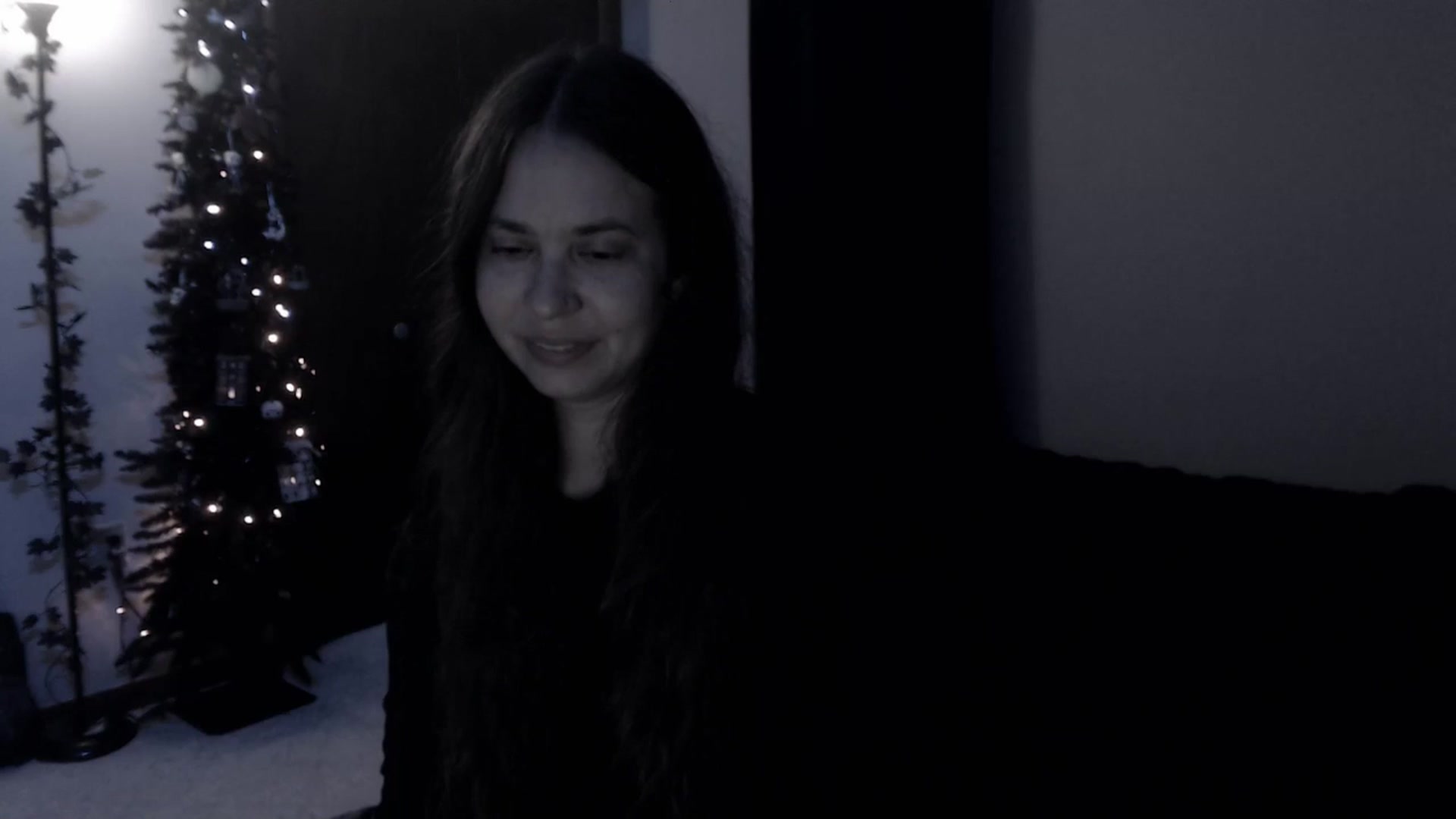 Gallery image thumbnail from LadyMarceline's myfreecams stream on, 04/08/2025, 05:44 image 10 of 20
