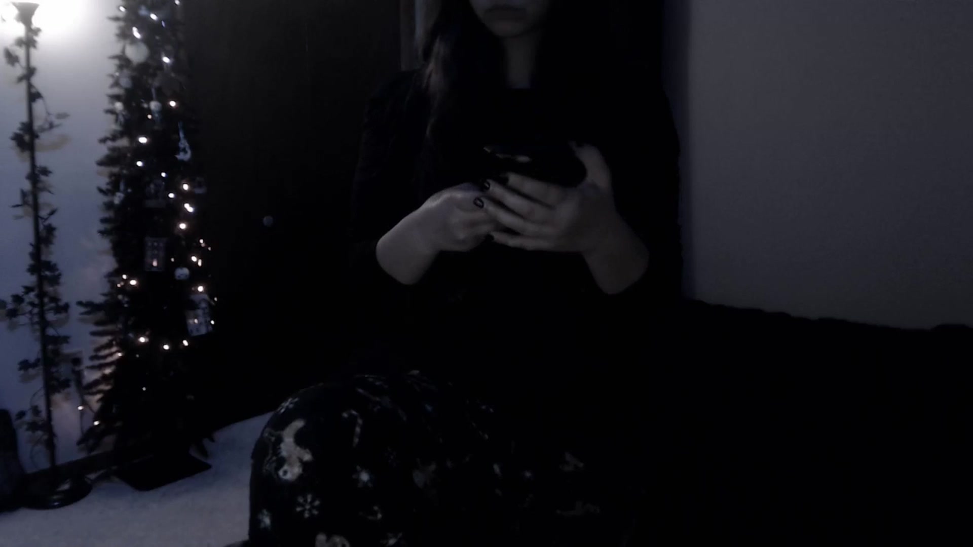 Gallery image thumbnail from LadyMarceline's myfreecams stream on, 04/08/2025, 05:44 image 8 of 20