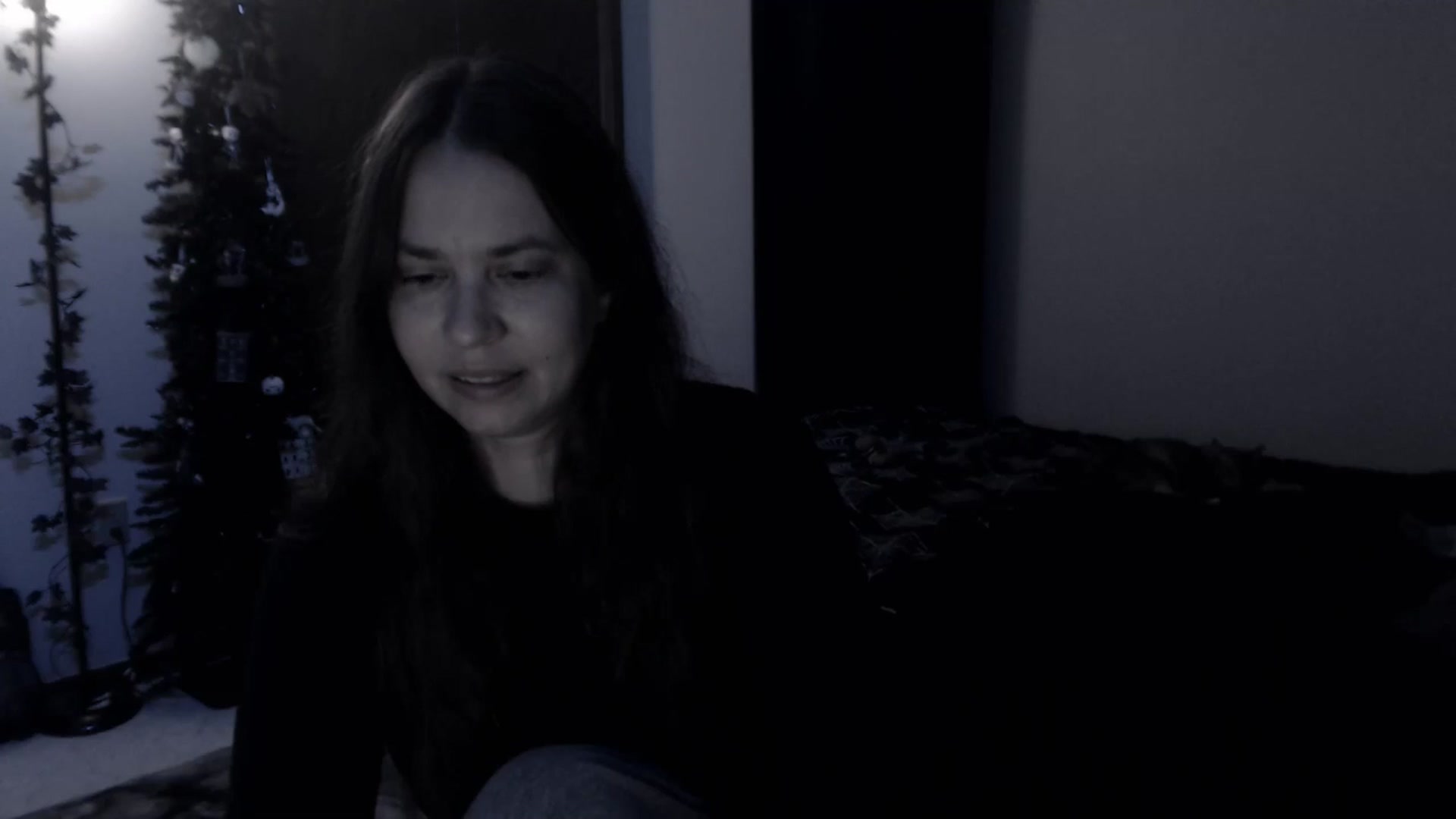 Gallery image thumbnail from LadyMarceline's myfreecams stream on, 04/13/2025, 05:35 image 10 of 20