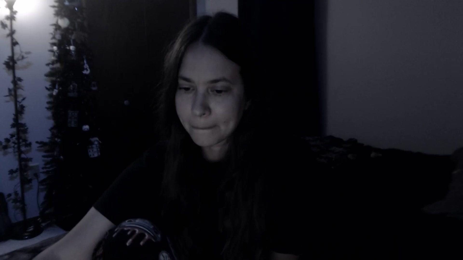 Gallery image thumbnail from LadyMarceline's myfreecams stream on, 04/14/2025, 05:45 image 19 of 20