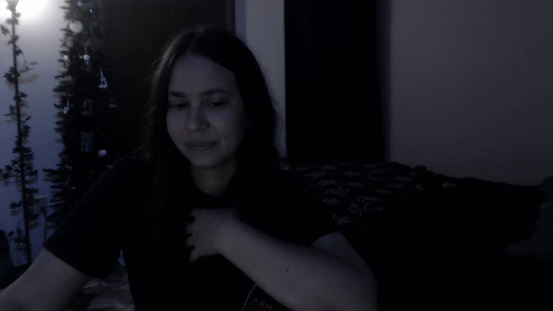 Gallery image thumbnail from LadyMarceline's myfreecams stream on, 04/14/2025, 05:45 image 18 of 20