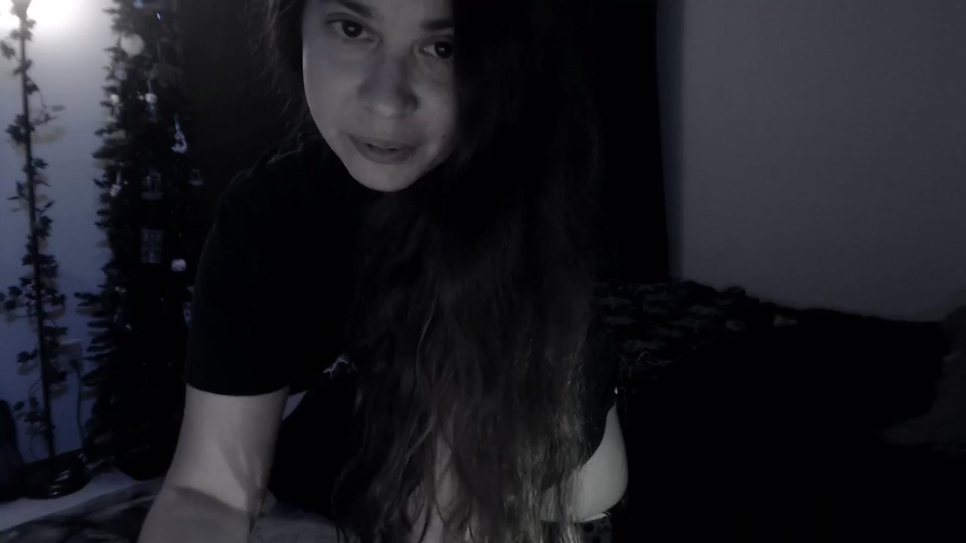 Gallery image thumbnail from LadyMarceline's myfreecams stream on, 04/14/2025, 05:45 image 16 of 20
