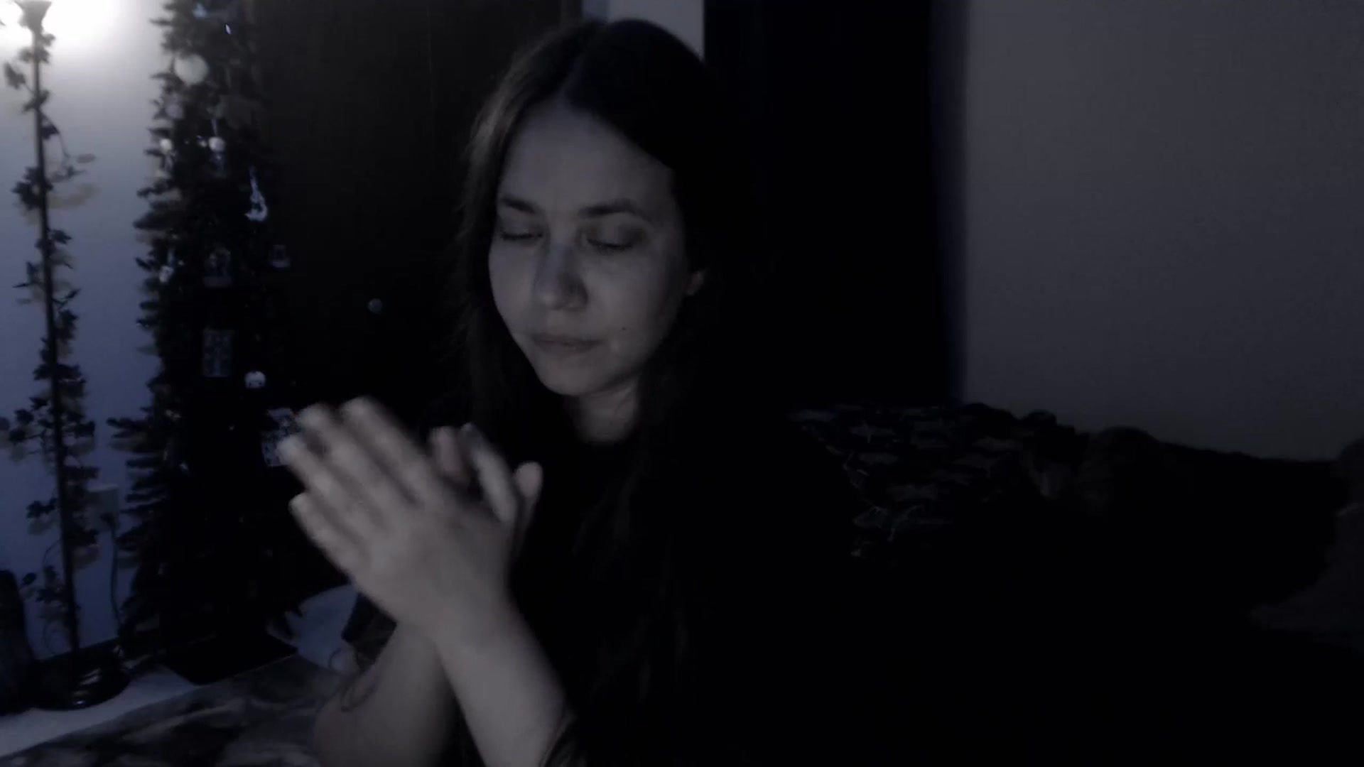 Gallery image thumbnail from LadyMarceline's myfreecams stream on, 04/14/2025, 05:45 image 10 of 20