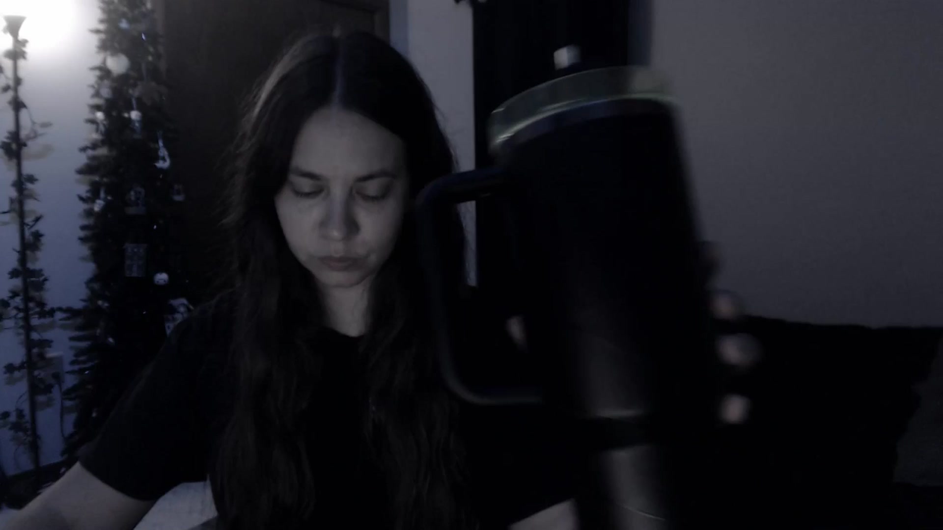 Gallery image thumbnail from LadyMarceline's myfreecams stream on, 04/19/2025, 06:16 image 13 of 20