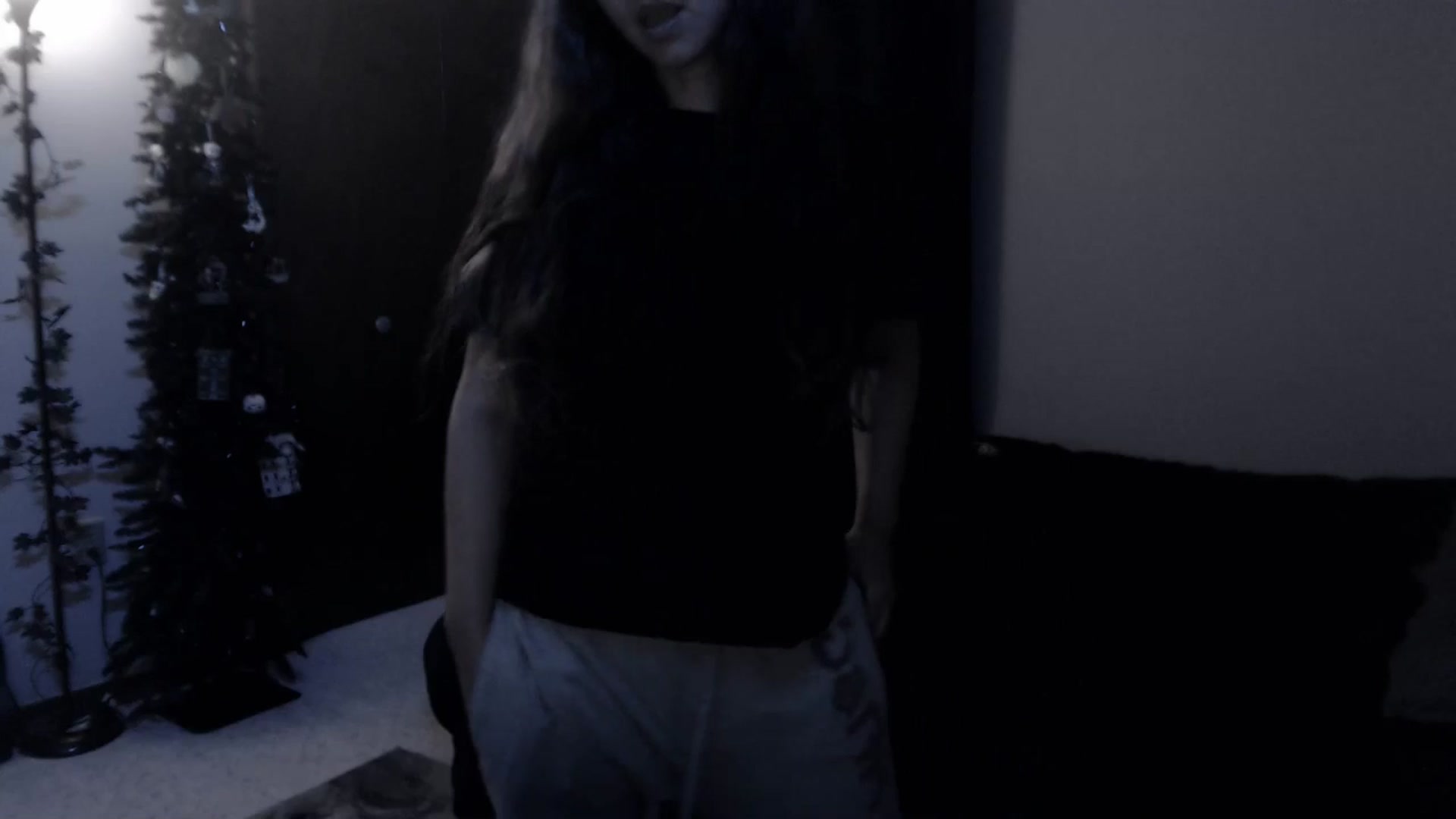 Gallery image thumbnail from LadyMarceline's myfreecams stream on, 04/19/2025, 06:16 image 4 of 20