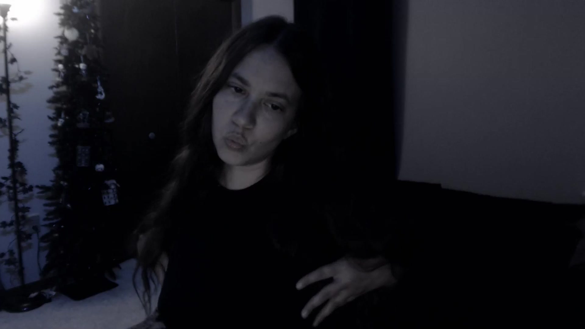 Gallery image thumbnail from LadyMarceline's myfreecams stream on, 05/28/2025, 05:33 image 19 of 20