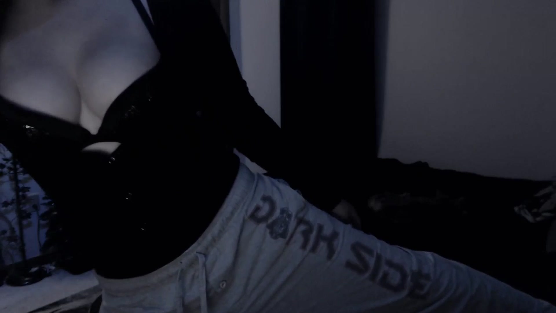 Gallery image thumbnail from LadyMarceline's myfreecams stream on, 06/07/2025, 06:28 image 17 of 20