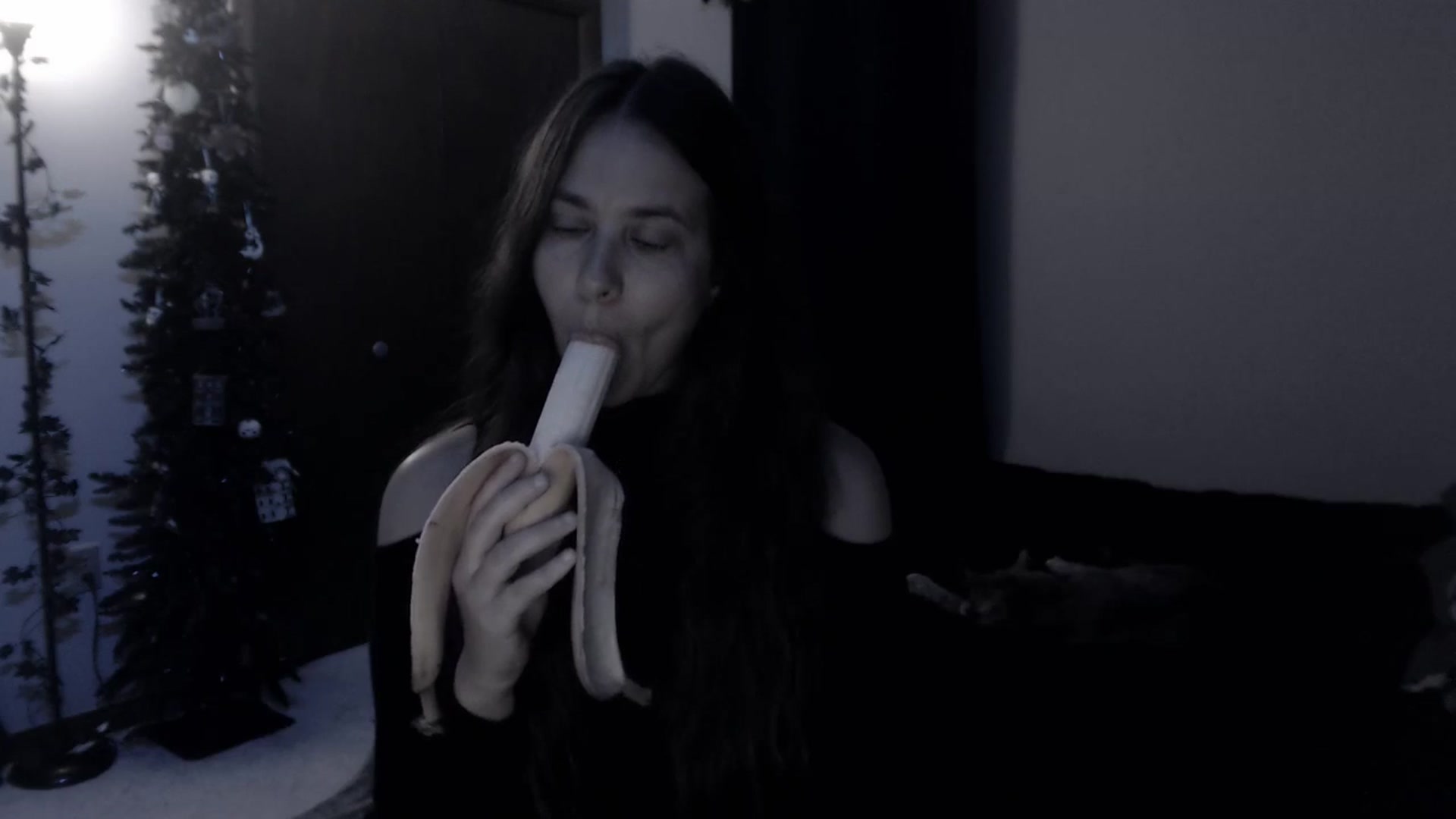 Gallery image thumbnail from LadyMarceline's myfreecams stream on, 07/06/2025, 07:29 image 9 of 20