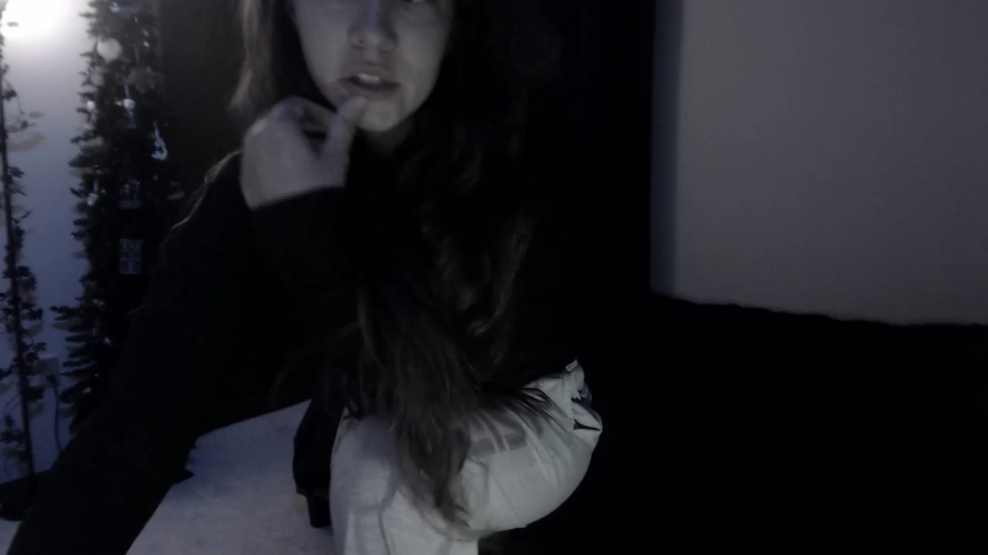 Gallery image thumbnail from LadyMarceline's myfreecams stream on, 07/19/2025, 05:58 image 8 of 20