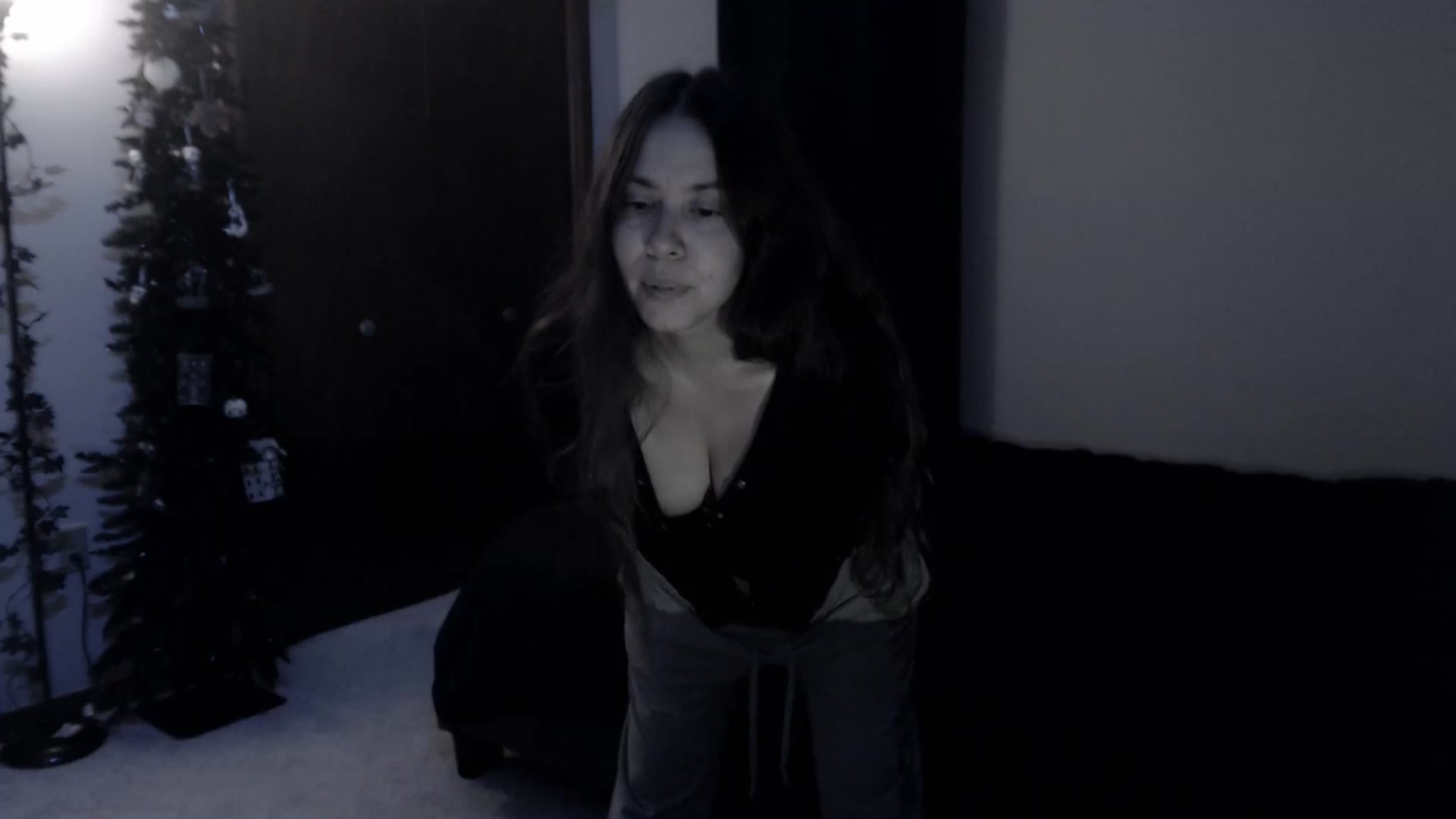 Gallery image thumbnail from LadyMarceline's myfreecams stream on, 07/19/2025, 05:58 image 12 of 20
