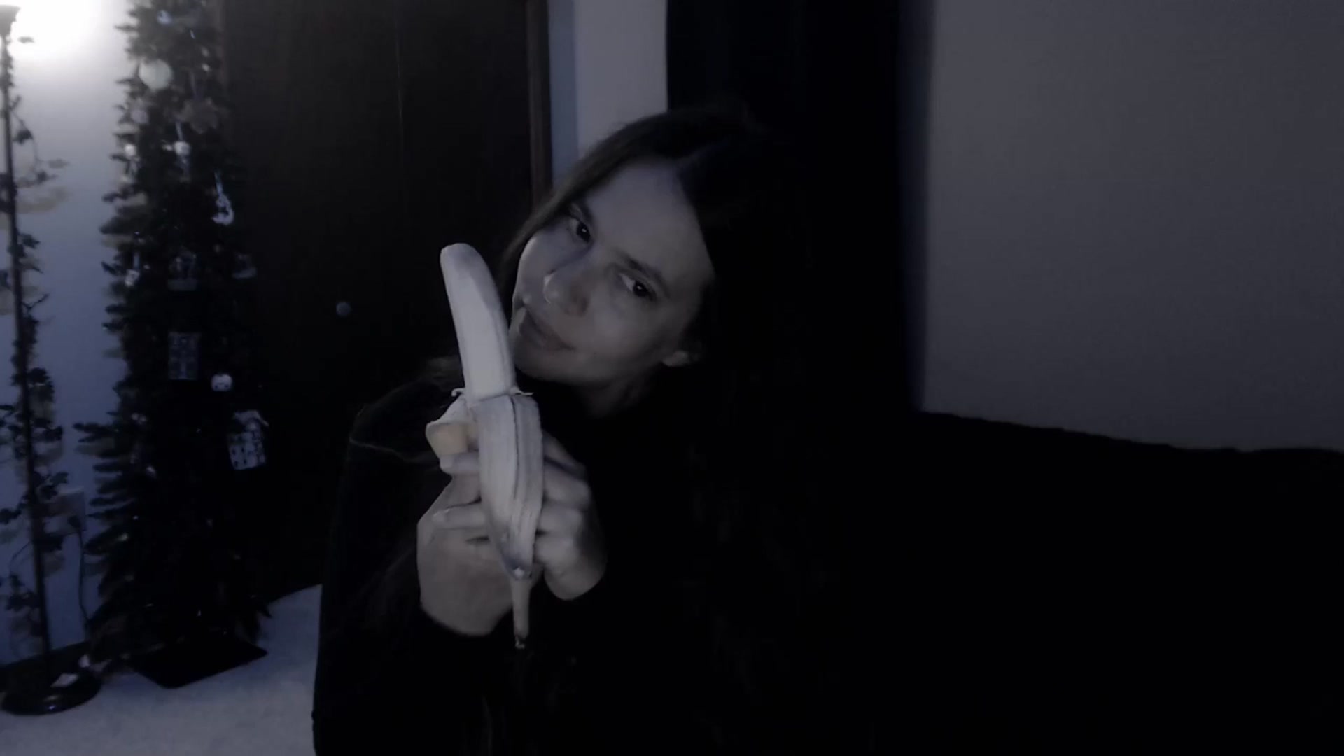 Gallery image thumbnail from LadyMarceline's myfreecams stream on, 08/01/2025, 06:08 image 5 of 20