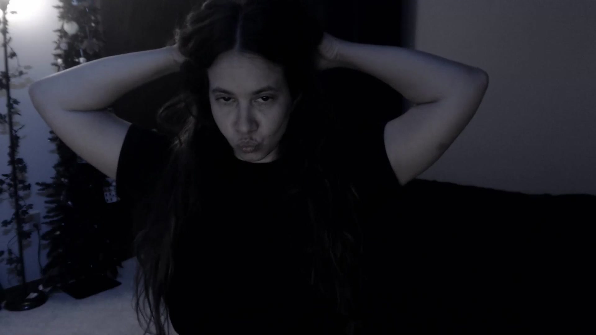Gallery image thumbnail from LadyMarceline's myfreecams stream on, 08/03/2025, 05:59 image 17 of 20