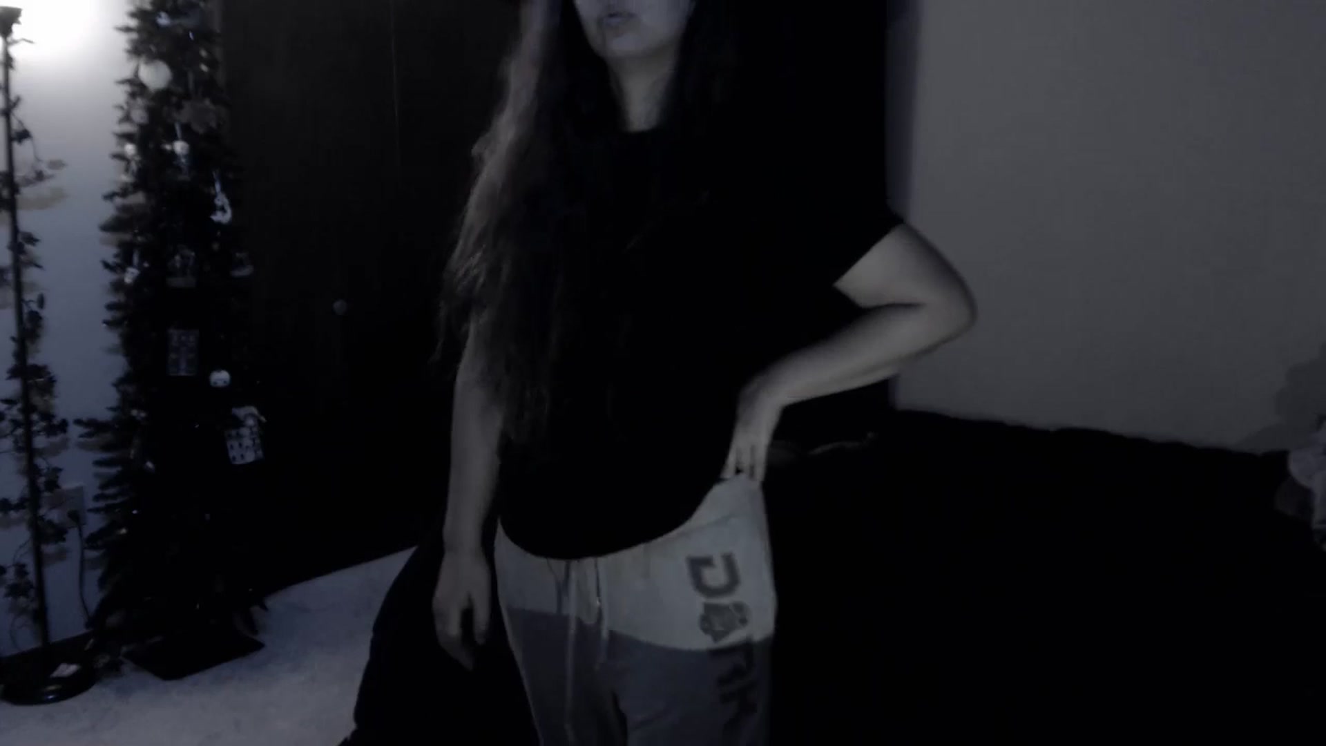 Gallery image thumbnail from LadyMarceline's myfreecams stream on, 08/24/2025, 05:54 image 12 of 20
