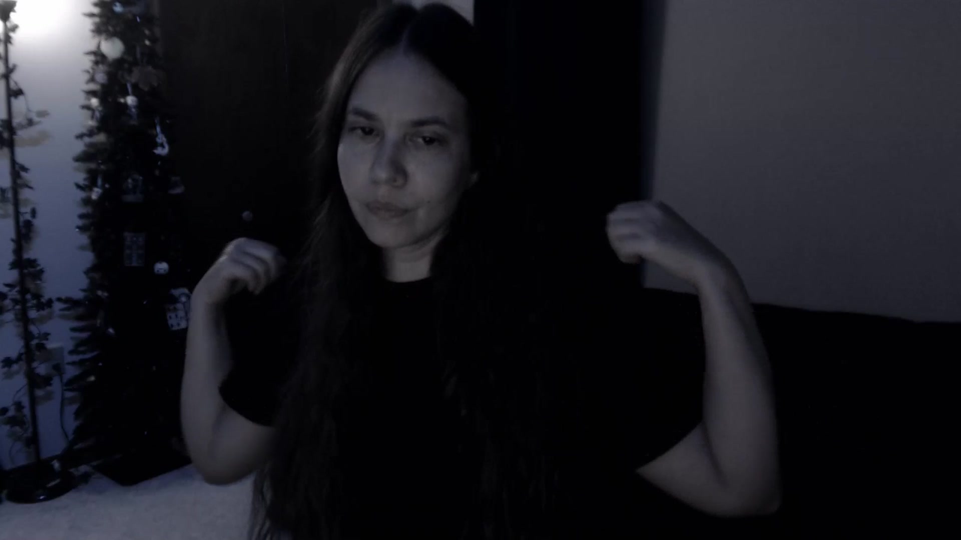 Gallery image thumbnail from LadyMarceline's myfreecams stream on, 09/29/2025, 06:36 image 4 of 20