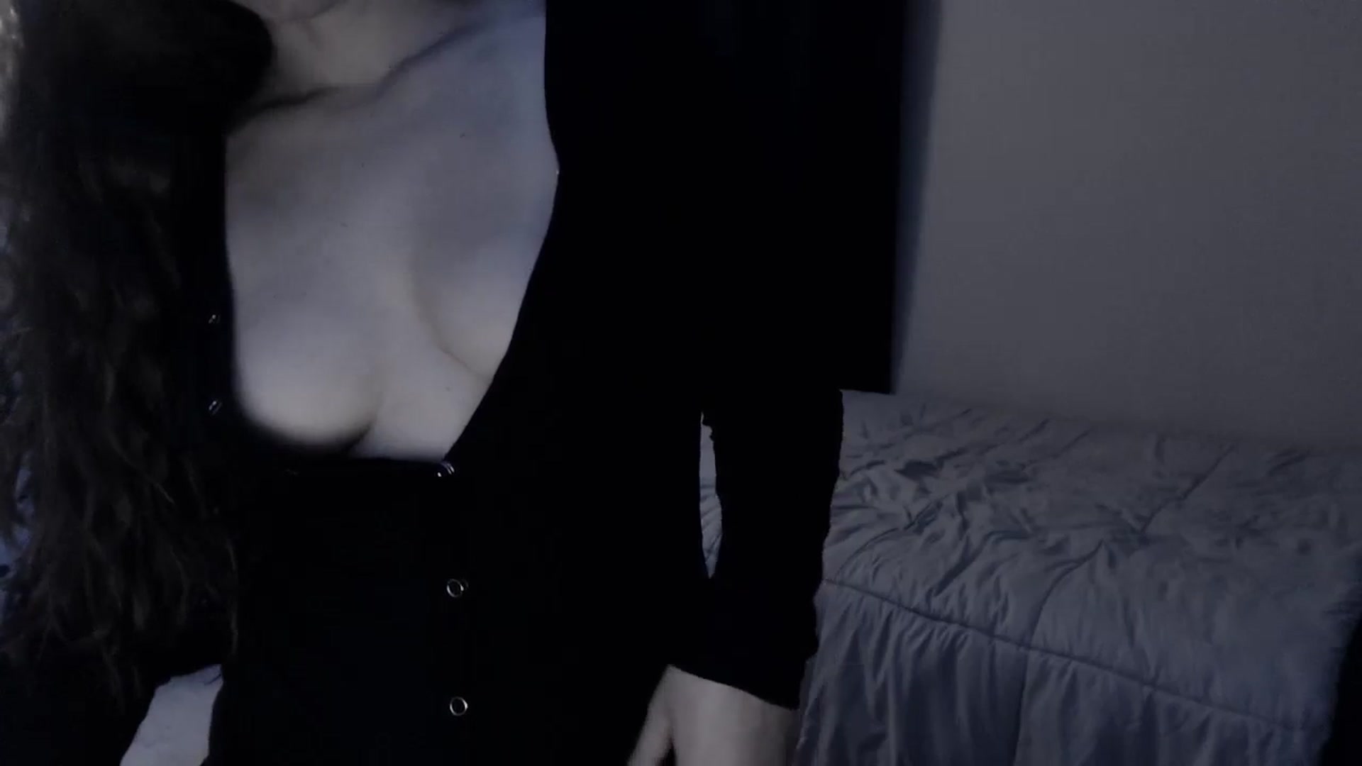 Gallery image thumbnail from LadyMarceline's myfreecams stream on, 10/18/2025, 05:24 image 2 of 20