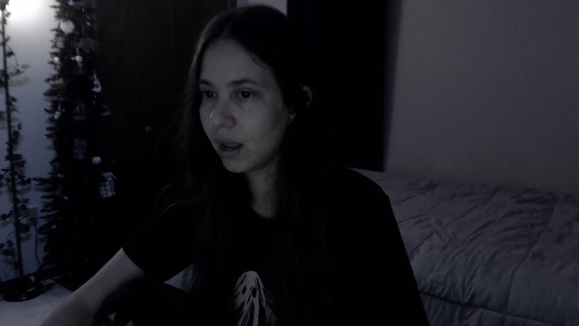 Gallery image thumbnail from LadyMarceline's myfreecams stream on, 10/19/2025, 05:00 image 10 of 20