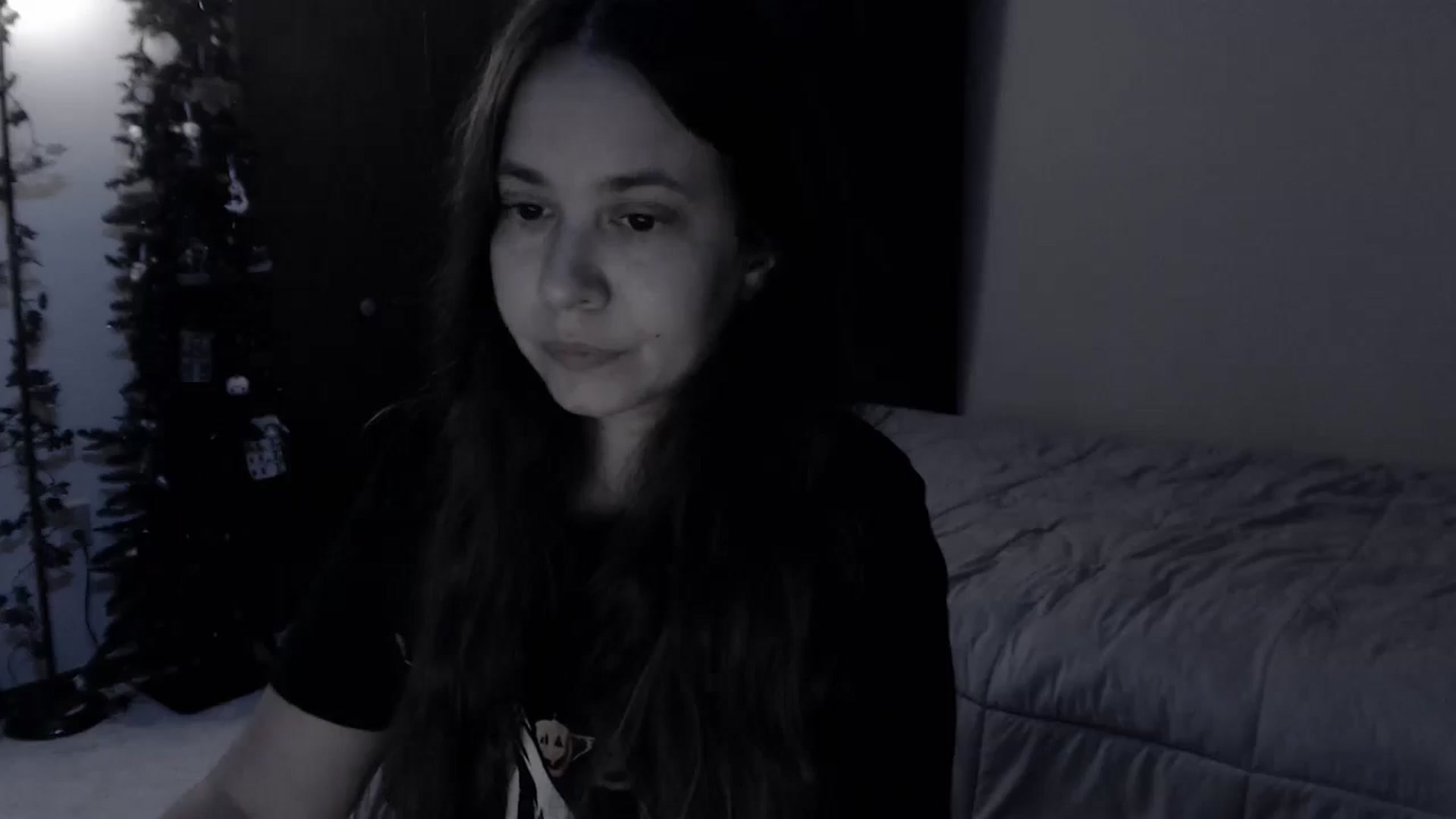 Gallery image thumbnail from LadyMarceline's myfreecams stream on, 10/19/2025, 06:33 image 17 of 20