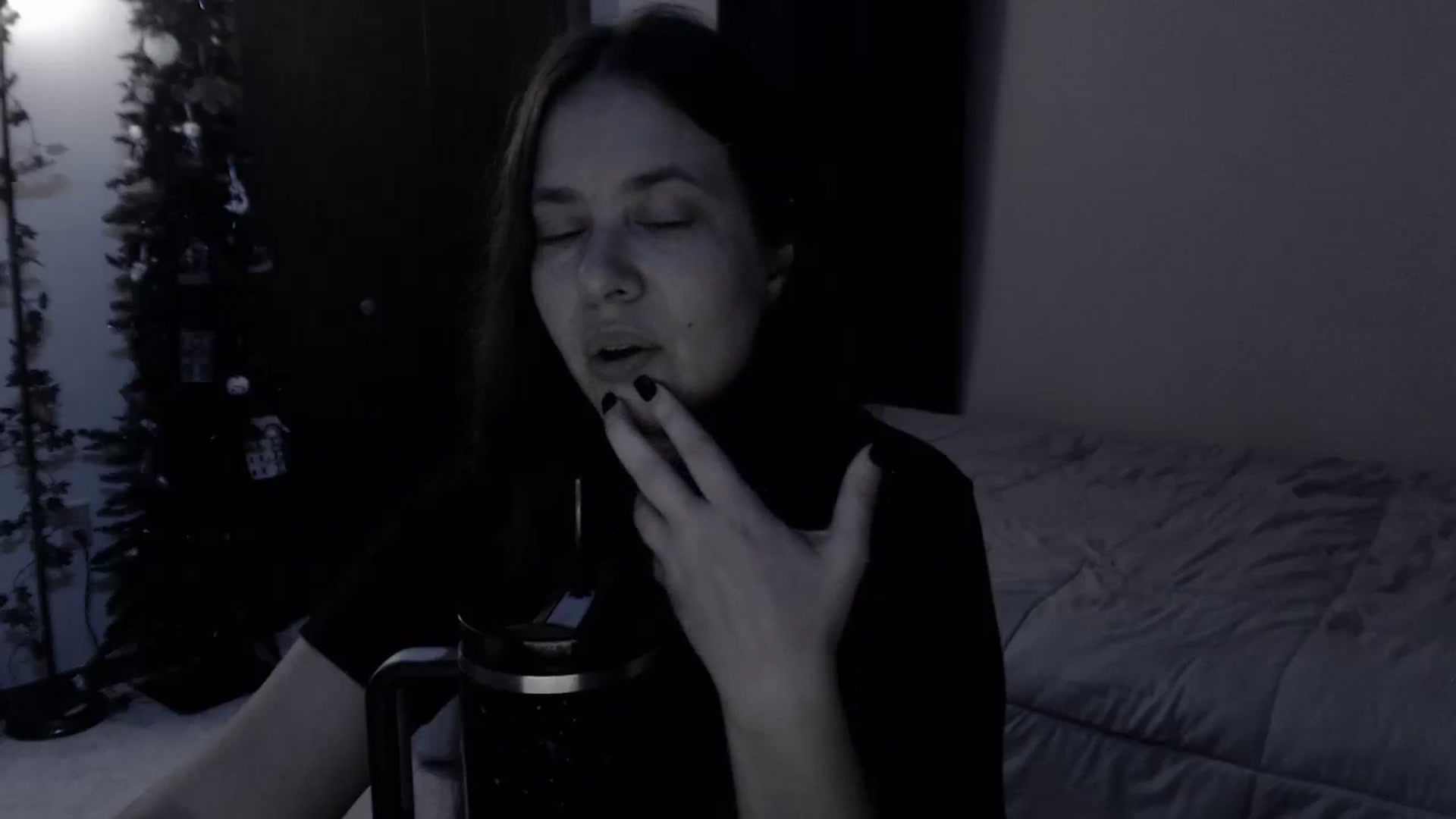 Gallery image thumbnail from LadyMarceline's myfreecams stream on, 10/19/2025, 06:33 image 12 of 20
