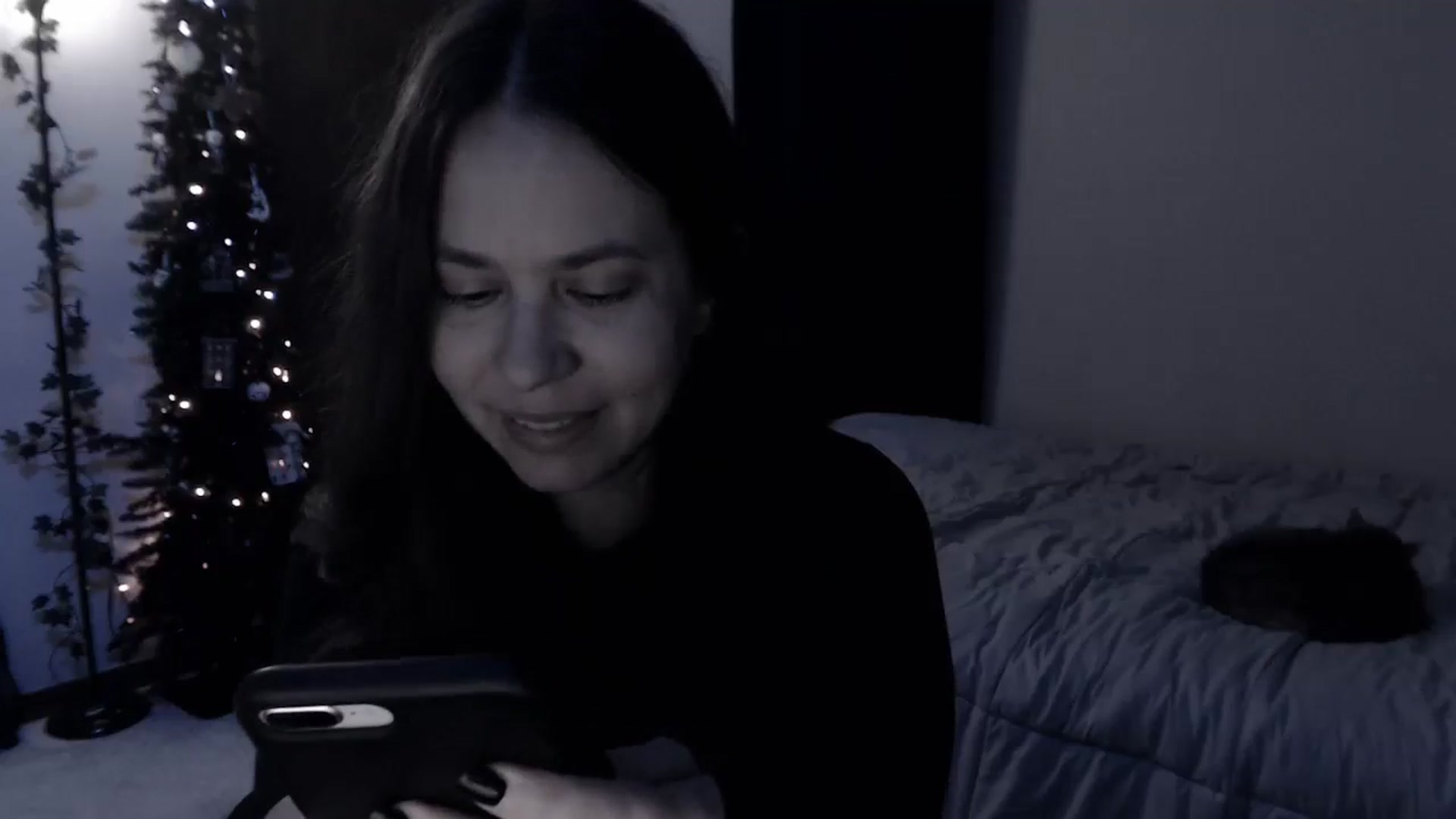 Gallery image thumbnail from LadyMarceline's myfreecams stream on, 10/30/2025, 06:44 image 9 of 20