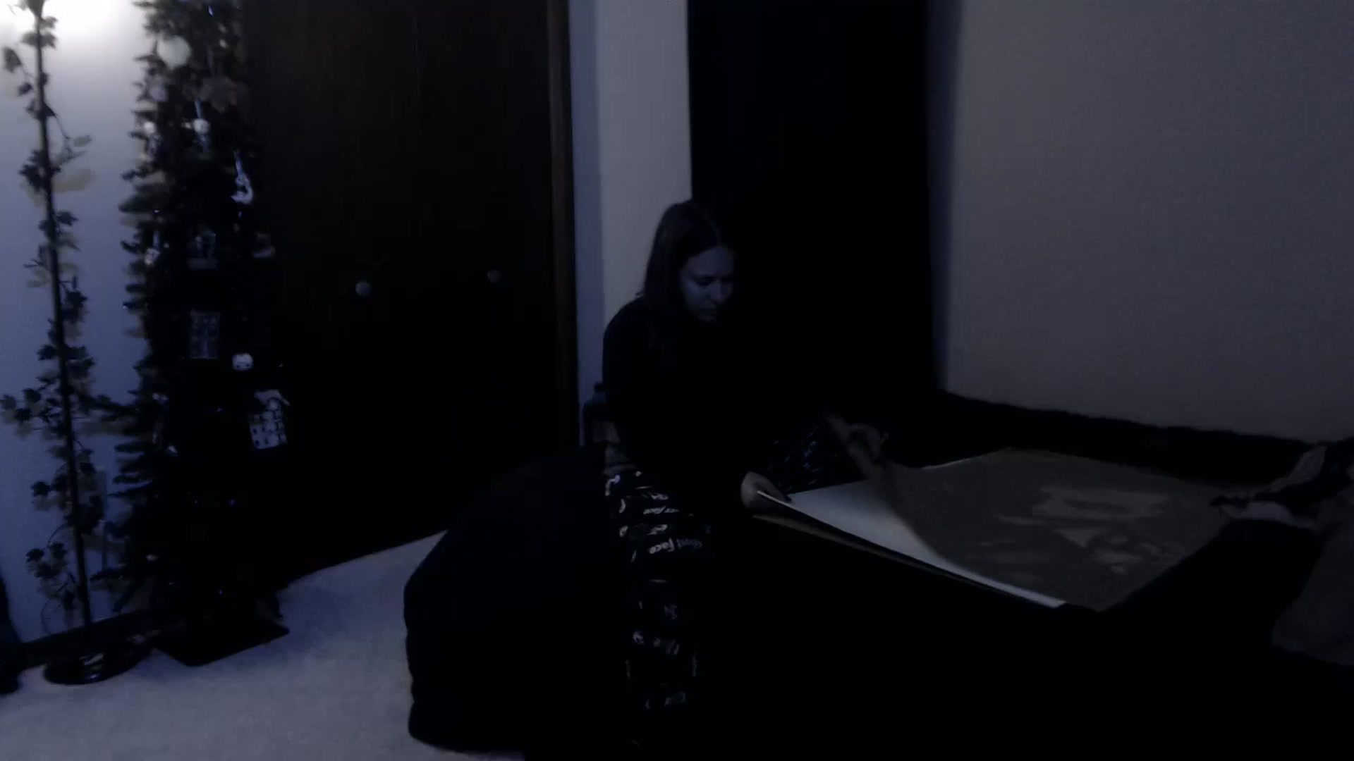 Gallery image thumbnail from LadyMarceline's myfreecams stream on, 11/09/2025, 06:43 image 9 of 20