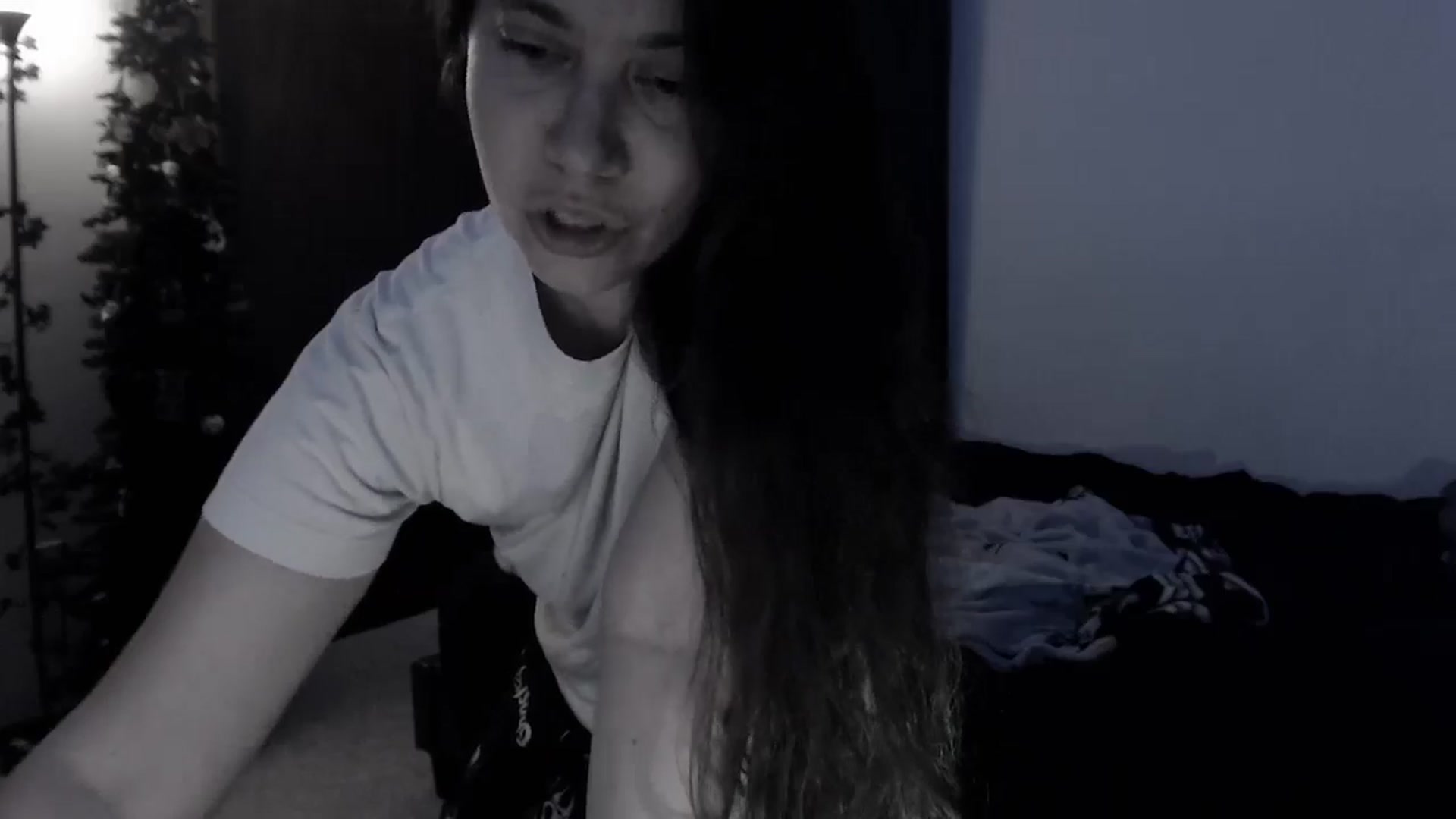 Gallery image thumbnail from LadyMarceline's myfreecams stream on, 01/18/2026, 07:14 image 14 of 20