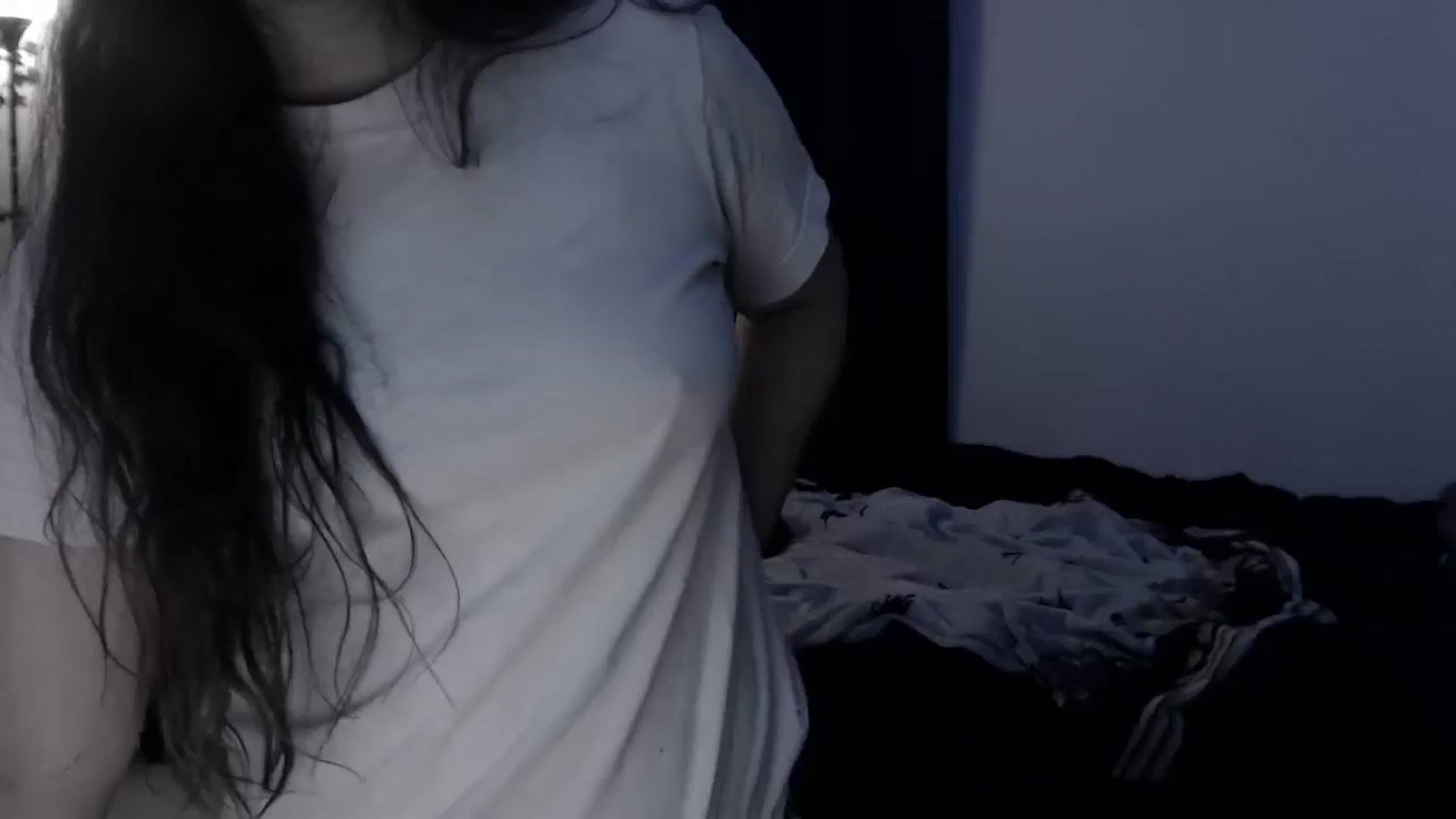 Gallery image thumbnail from LadyMarceline's myfreecams stream on, 01/18/2026, 07:14 image 16 of 20