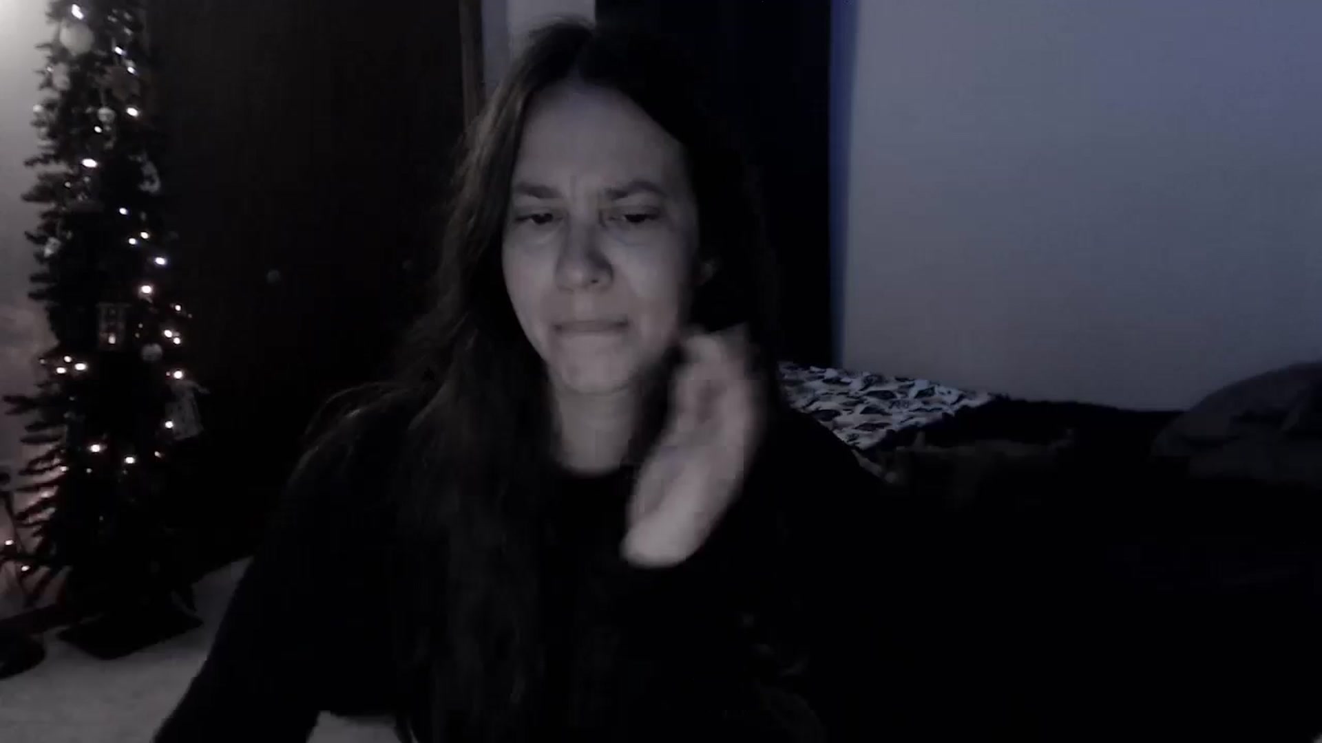 Gallery image thumbnail from LadyMarceline's myfreecams stream on, 04/01/2026, 07:03 image 10 of 20