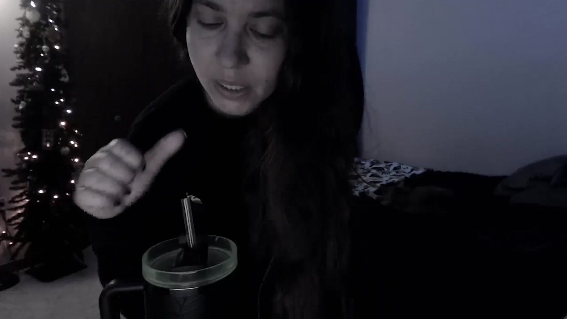 Gallery image thumbnail from LadyMarceline's myfreecams stream on, 04/01/2026, 07:03 image 6 of 20